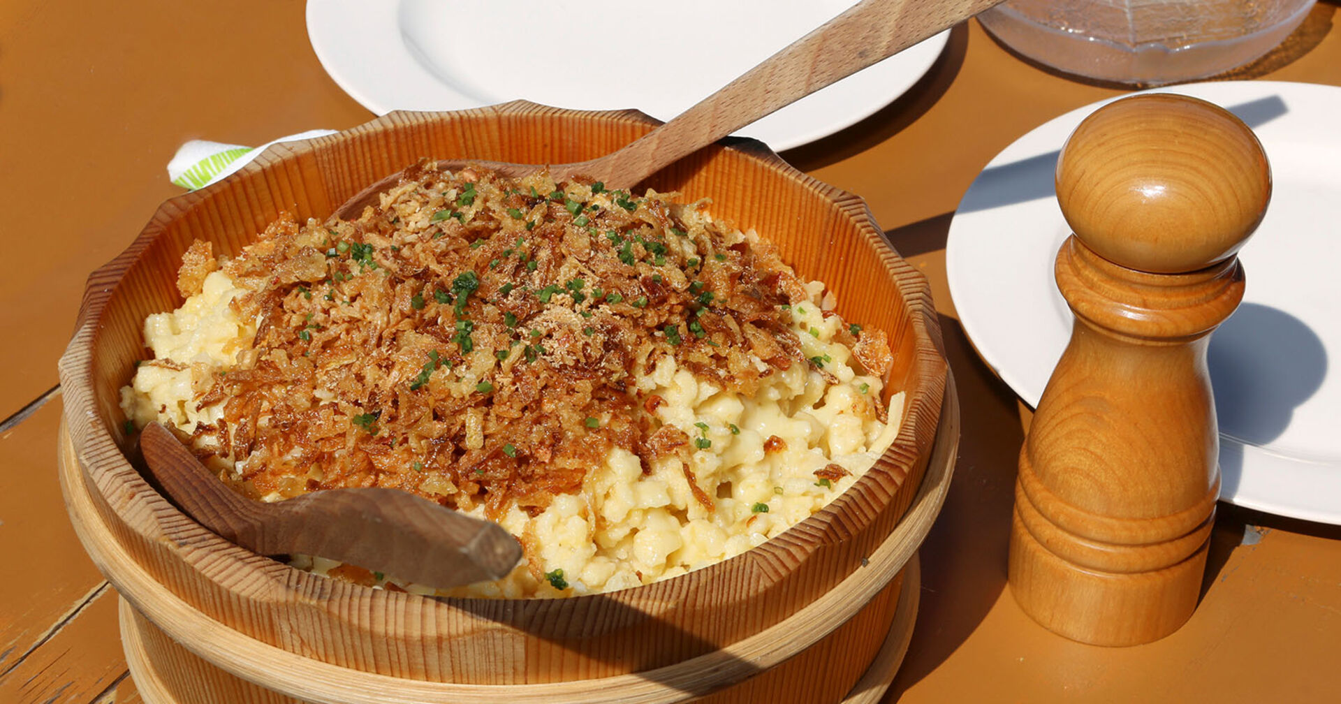 Vorarlberger Käsknöpfle | Credit: Ernst Weingartner / Weingartner-Foto / picturedesk.com