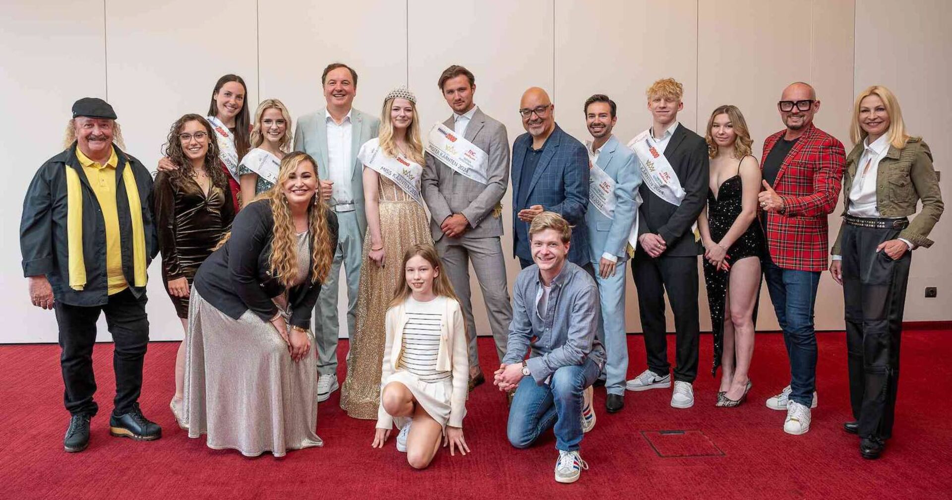 Teilnehmer und Jury der Miss- &amp; Mister-Wahl in Kärnten.