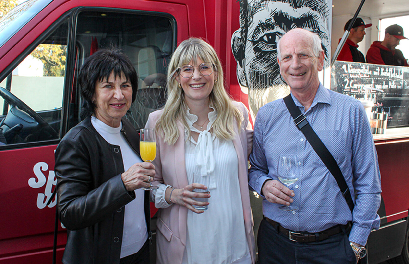 Brigitte Lais, Dr. Vera Huemer-Marquart und Ingo Lais (v. li.)
