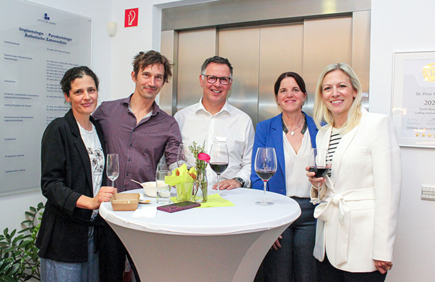 Anneliese Isele, Klaus Isele, Dipl. Bw. Edgar Fröwis MBA, Dr. Iris Gollmitzer MSc., Dr. Bianca Huemer (v. li.)