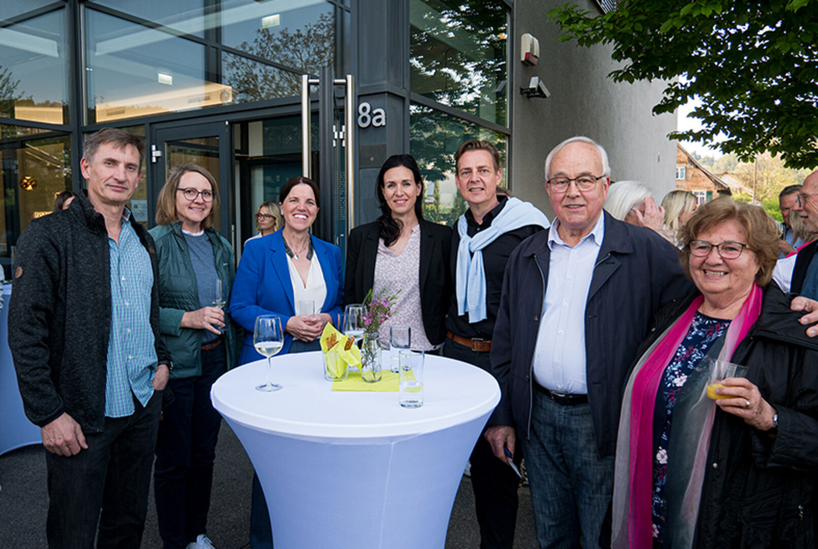 Manfred Zesch, Jessica Zesch, Dr. Iris Gollmitzer MSc., Dr. Heike Flatz, Roland Marte, Georg Hedjkezi und Margit Hedjkezi (v. li.)