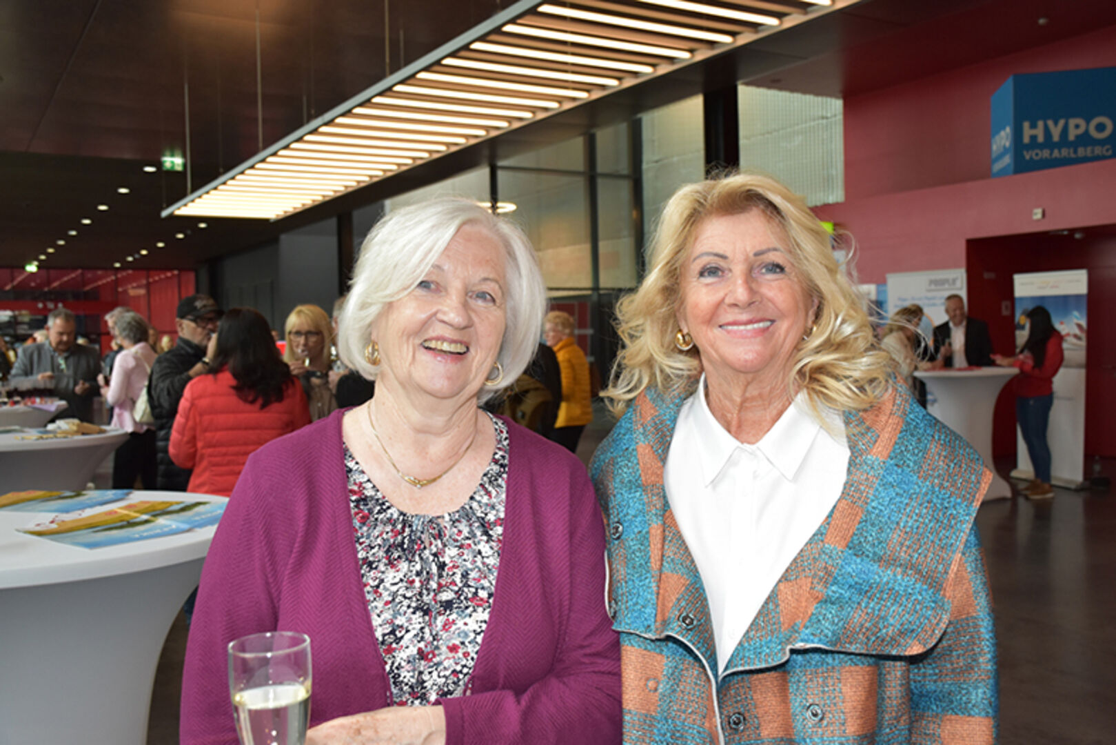 Die letzte Reise ging mit Herburger-Reisen ins Südtirol: Doris Müller und Margot Grossinger