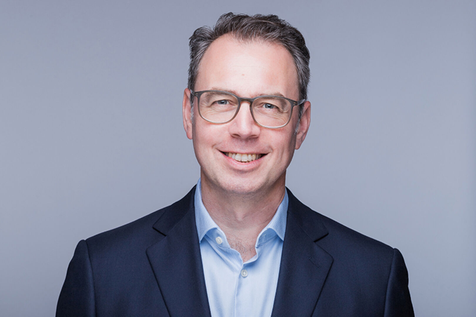 „Unsere Vision für die österreichische Stadt der Zukunft ist es, die per- fekte Balance aus Parkplatzangebot &amp; -nachfrage herzustellen.“  Markus Heingärnter