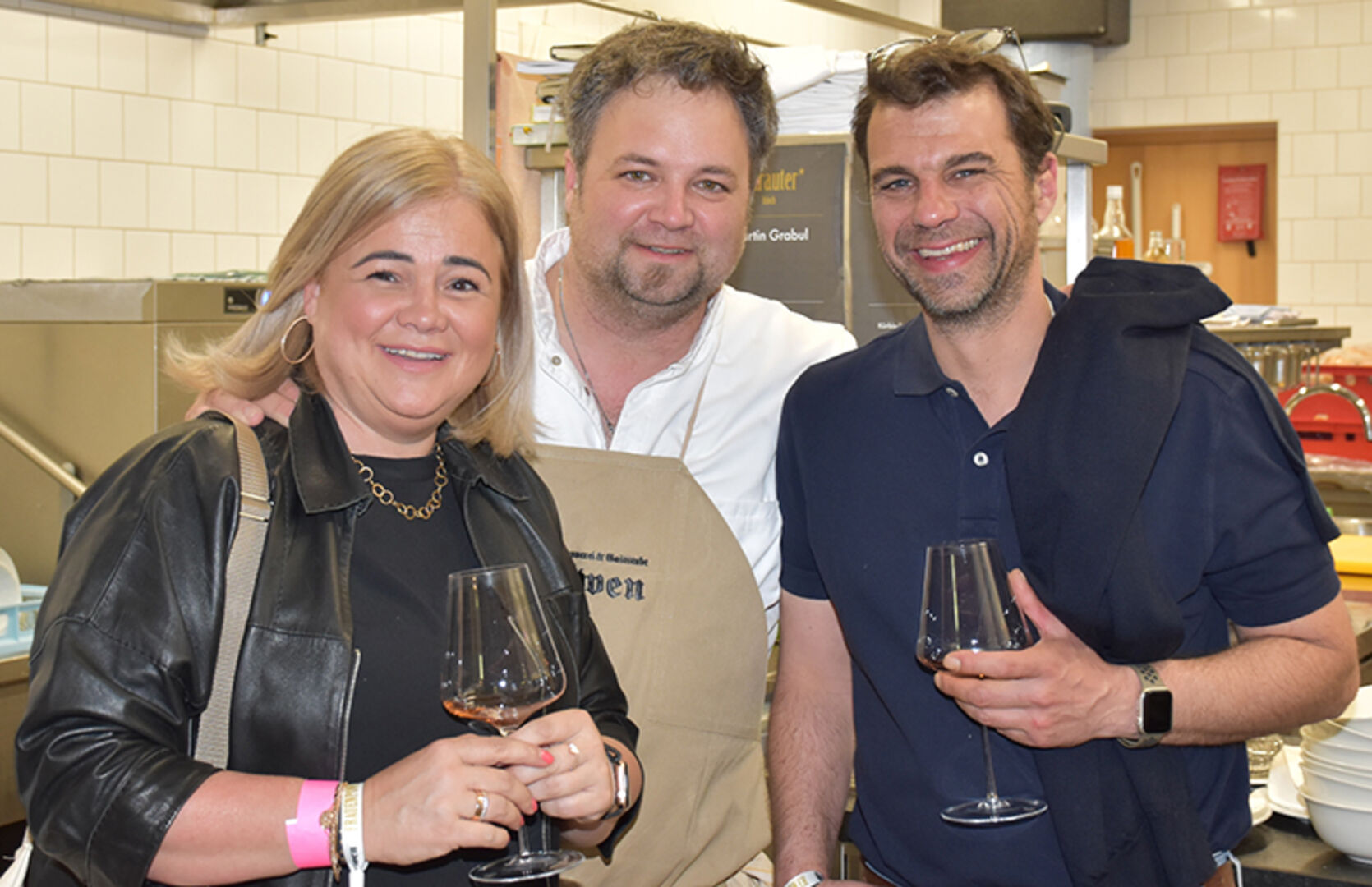 Evelyne Kaufmann-Beer (Evelin Schön Sein, Bezau), Gernot Bischofberger (GF und Küchenchef Gasthaus Löwen) und Oliver Beer (Zimmerei, Reuthe)