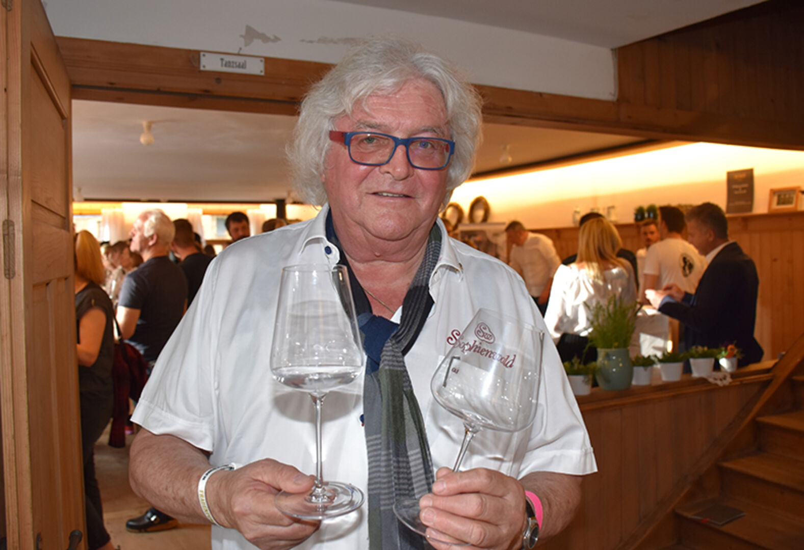 Exklusive Sophienwald Gläser für exzellente Getränke jeder Art: Gerhard Illek (Sophienwald-Gläser)