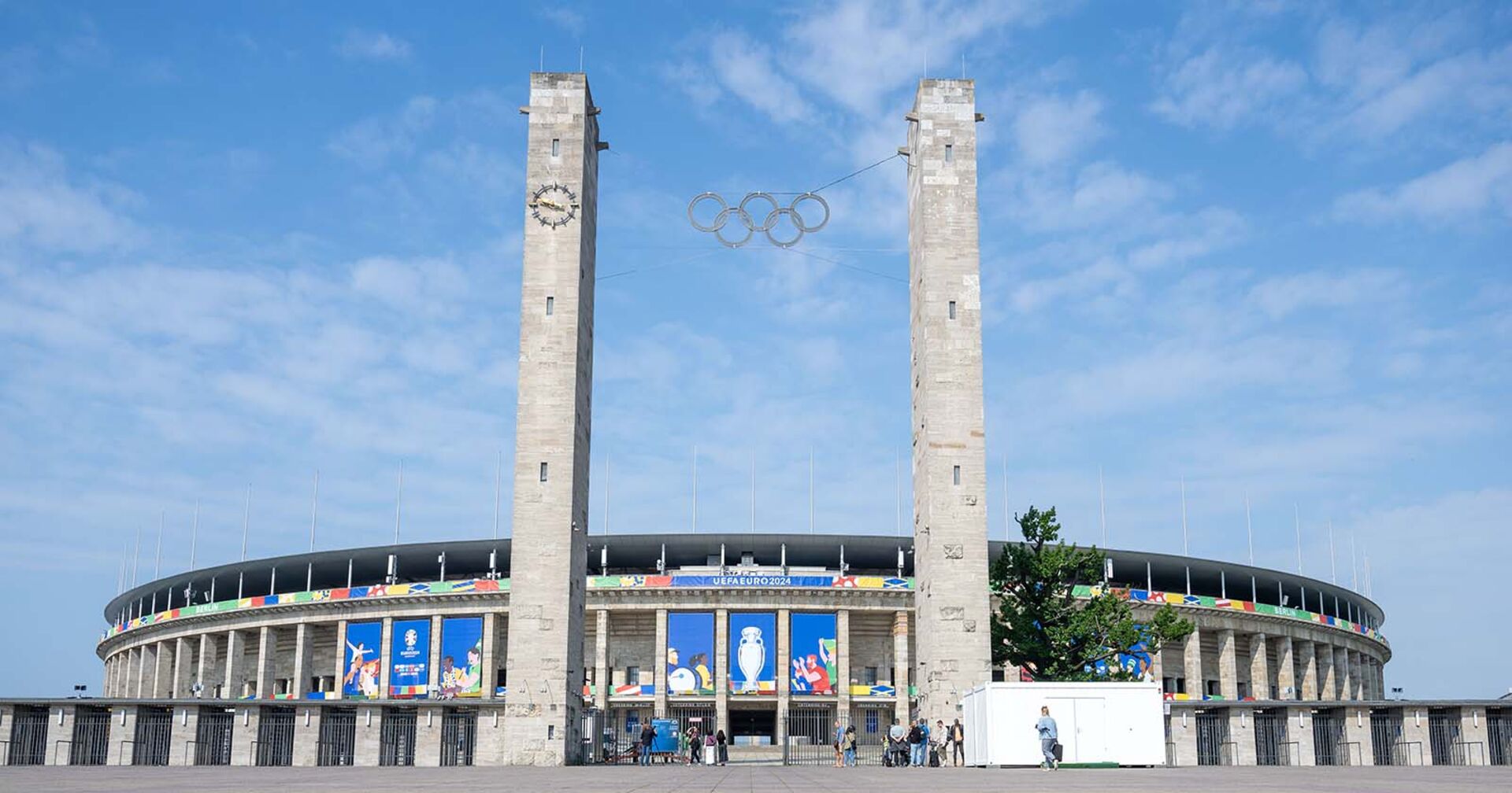 Das Berliner Olympiastadion im Euro-Branding