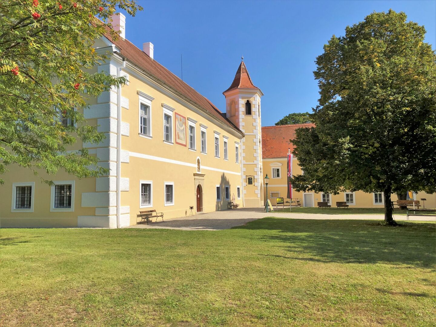 Schloss Atzenbrugg