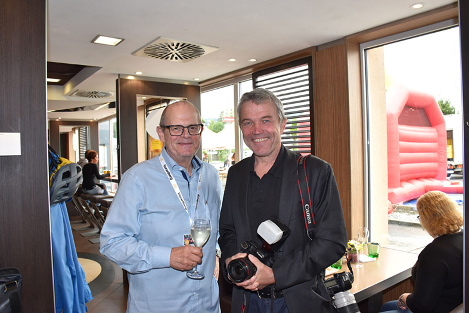 Jürgen Wagner (ÖAMTC) mit McDonald‘s Hausfotograf Dietmar Mathis