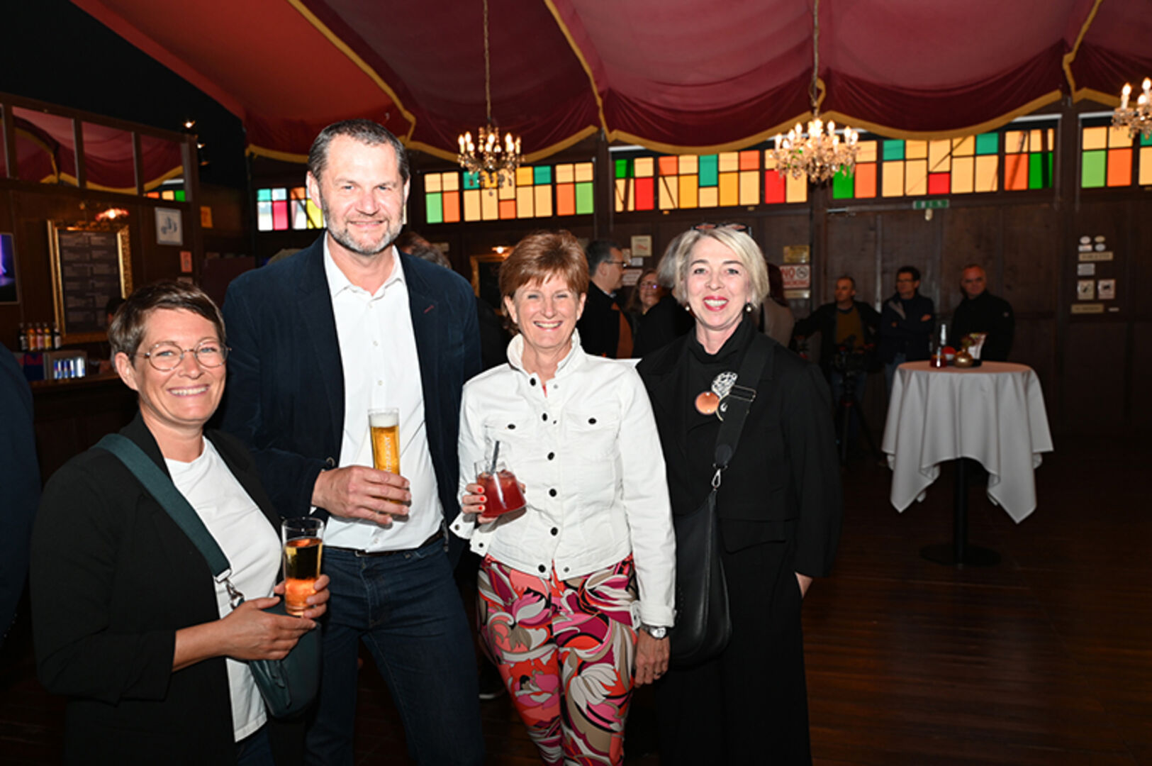 Nina und Roman Giesinger (Meusburger), Sabine Tichy-Treimel (Messe) und  Evi Abbrederis (v. li.)