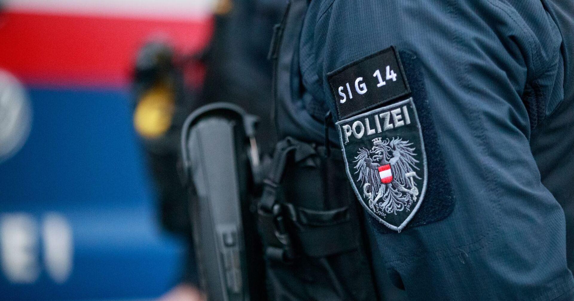 Uniform der SIG-Einheit.