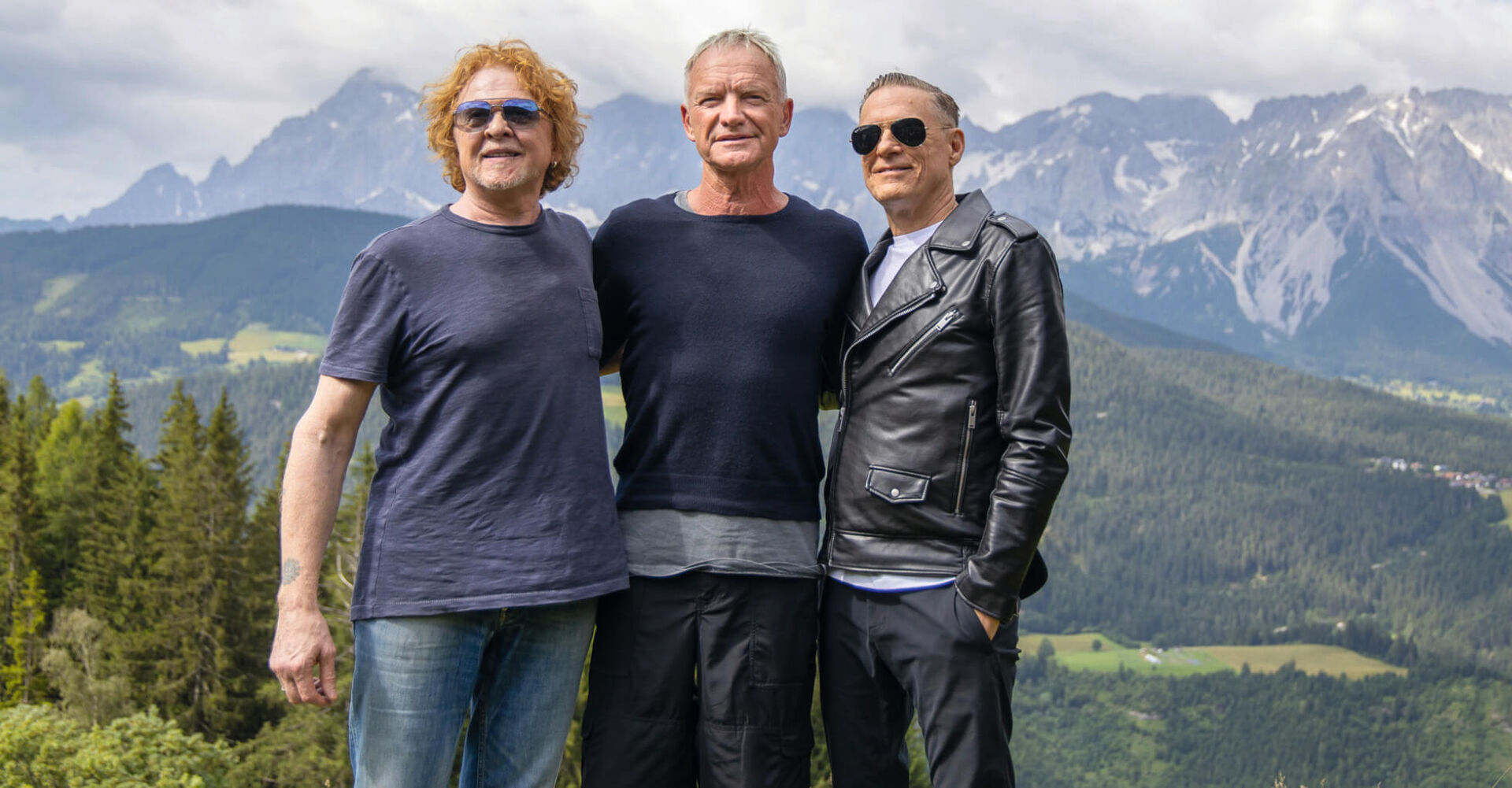 Mick Hucknall trat einst als Support für Stings &quot;The Police&quot; auf. Sting wiederum tourte bereits mit Bryan Adams. Dass die drei an einem Festival auf derselben Bühne stehen, ist aber eine Premiere.