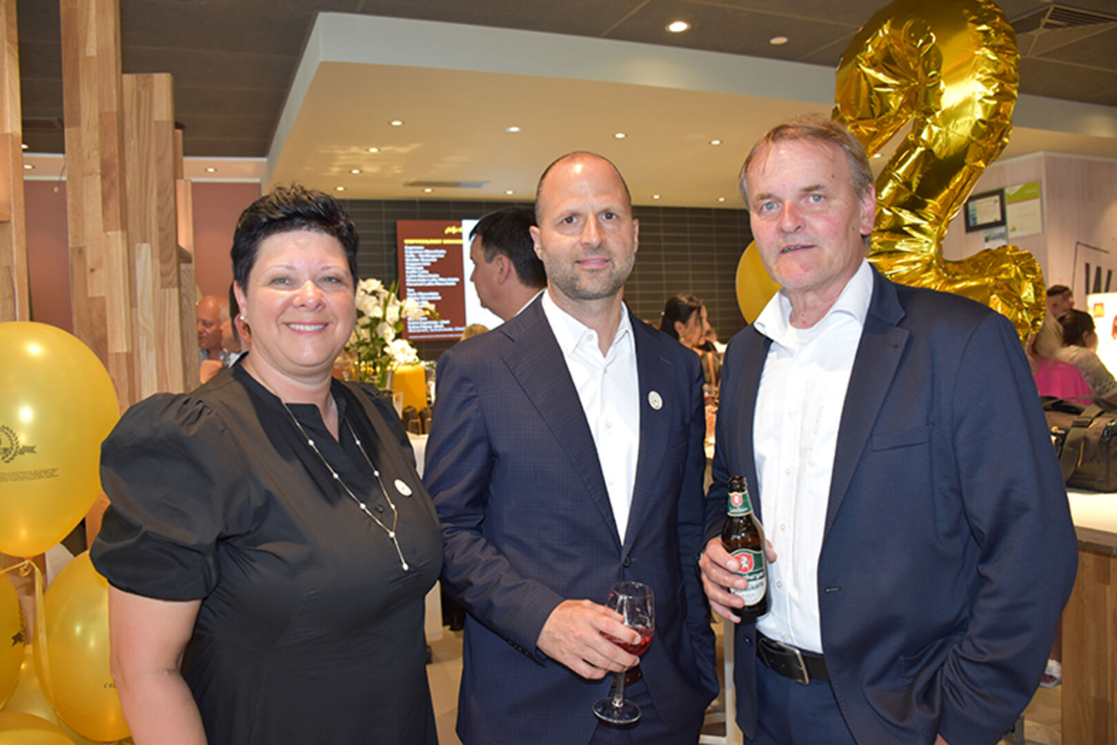 Vize-Bgm. Elke Zimmermann und Bgm. Georg Bucher (Bürs) mit Landesrat Marco Tittler