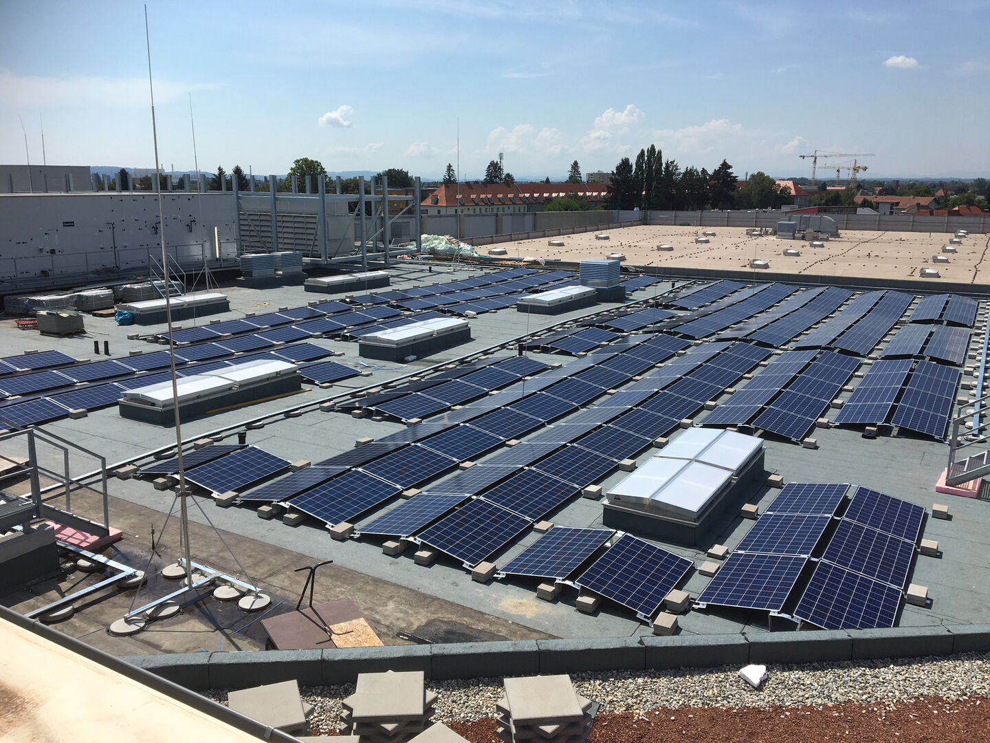 Photovoltaikanlage auf einem Dach