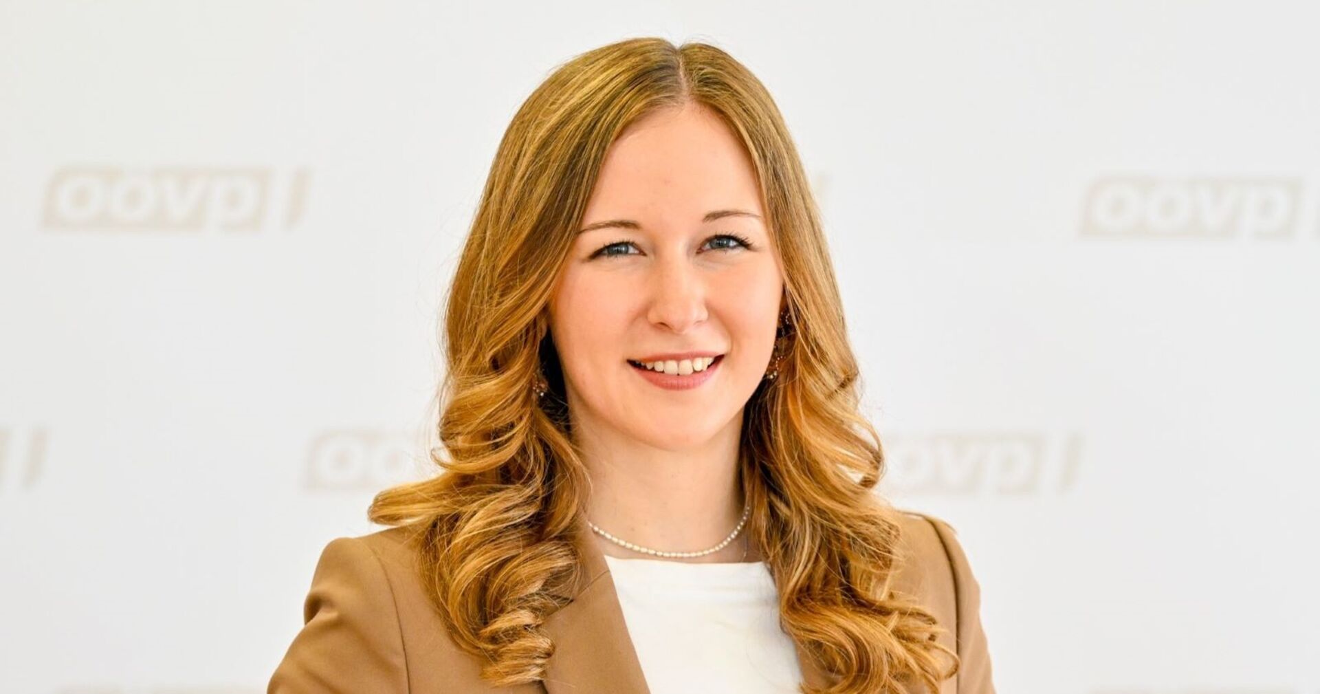 Staatsekretärin Plakom im Portrait