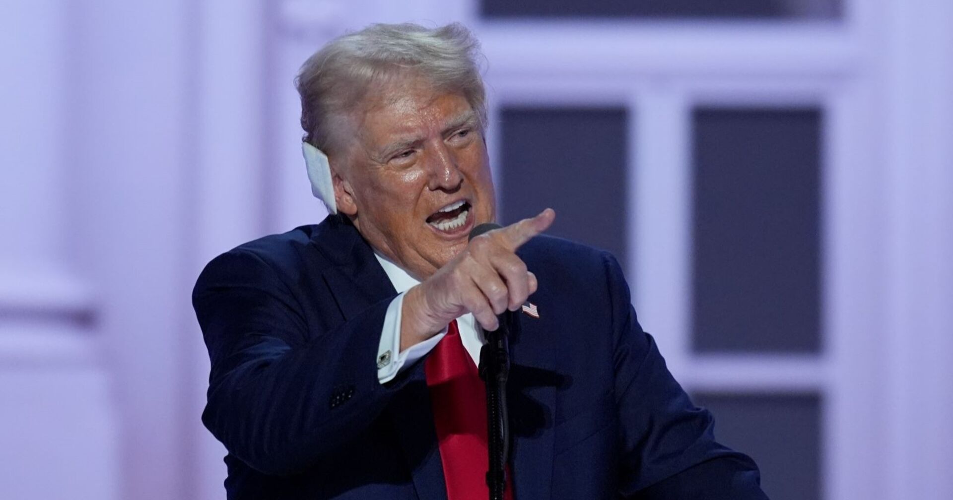 Donald Trump bei der Rede zu seiner Nominierung zum Präsidentschaftskandidaten auf dem Parteitag der Republikaner