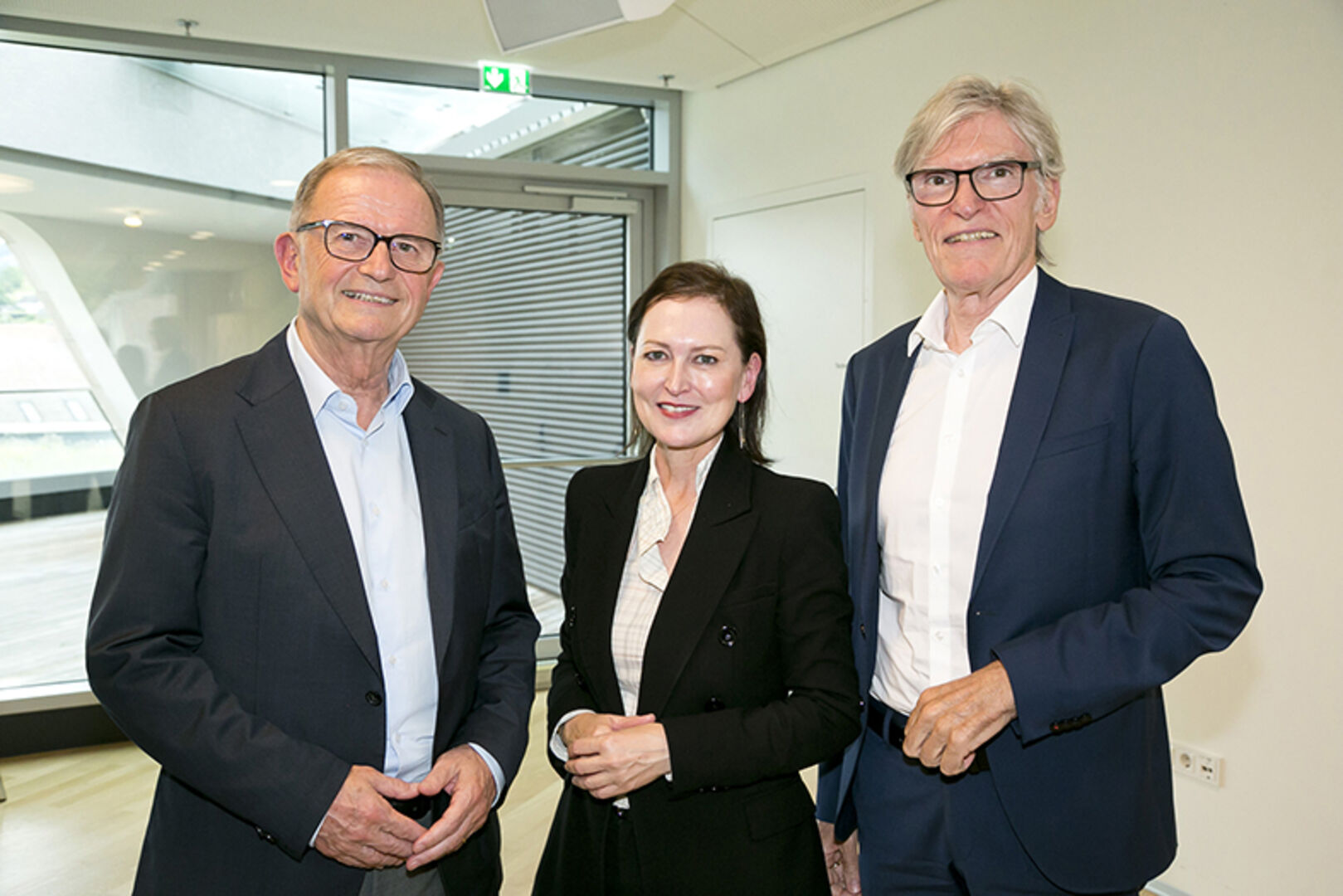 NR Karlheinz Kopf (WKÖ-Generalsekretär), Maryrose Sutterlüty (Büroleiterin Präs. WKÖ) und WKV Präs. Wilfried Hopfner (v. li.)