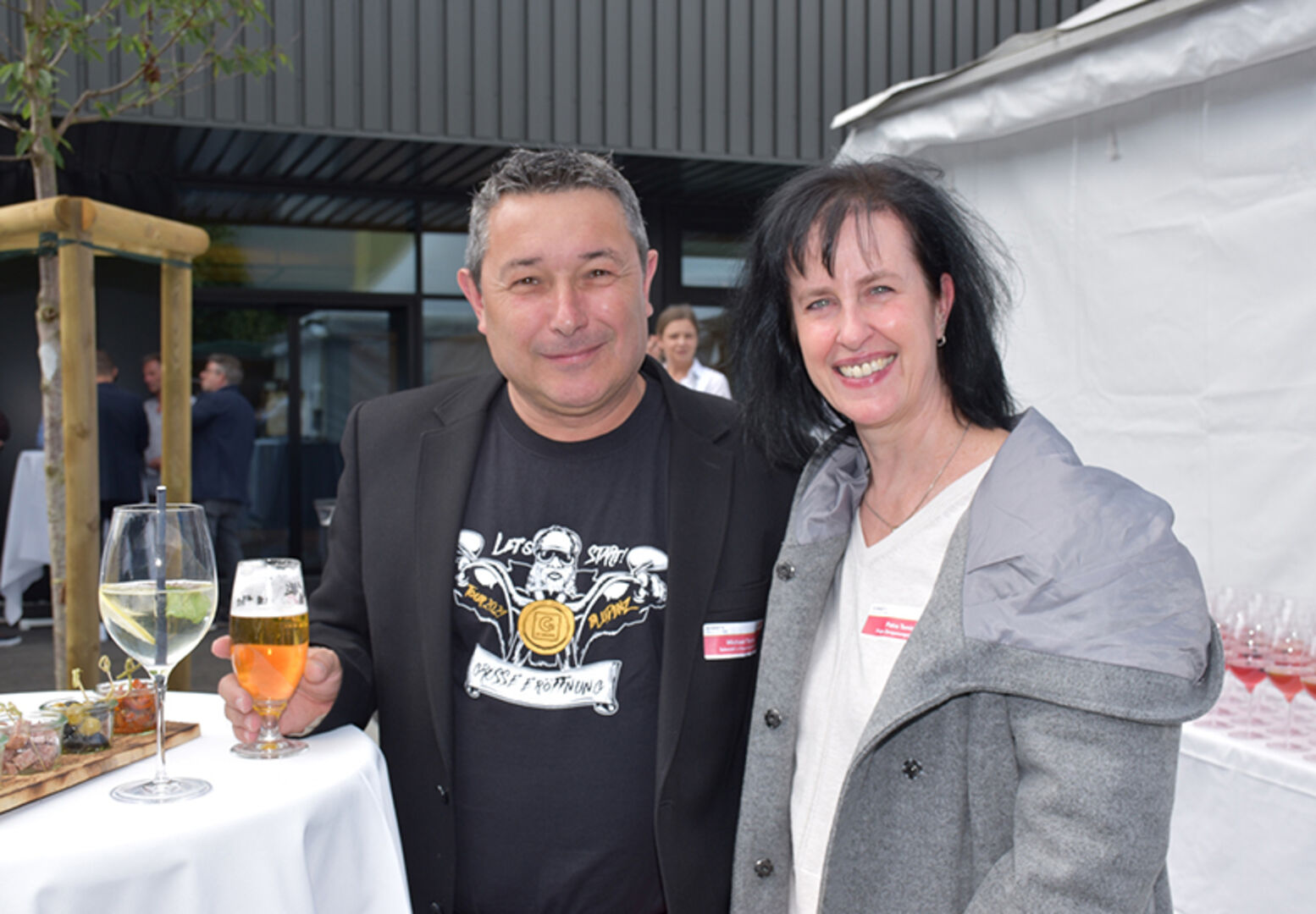 Michael Tomio (Schmidt‘s) mit Petra Tomio (Frigo Zerspannungstechnik Nüziders)