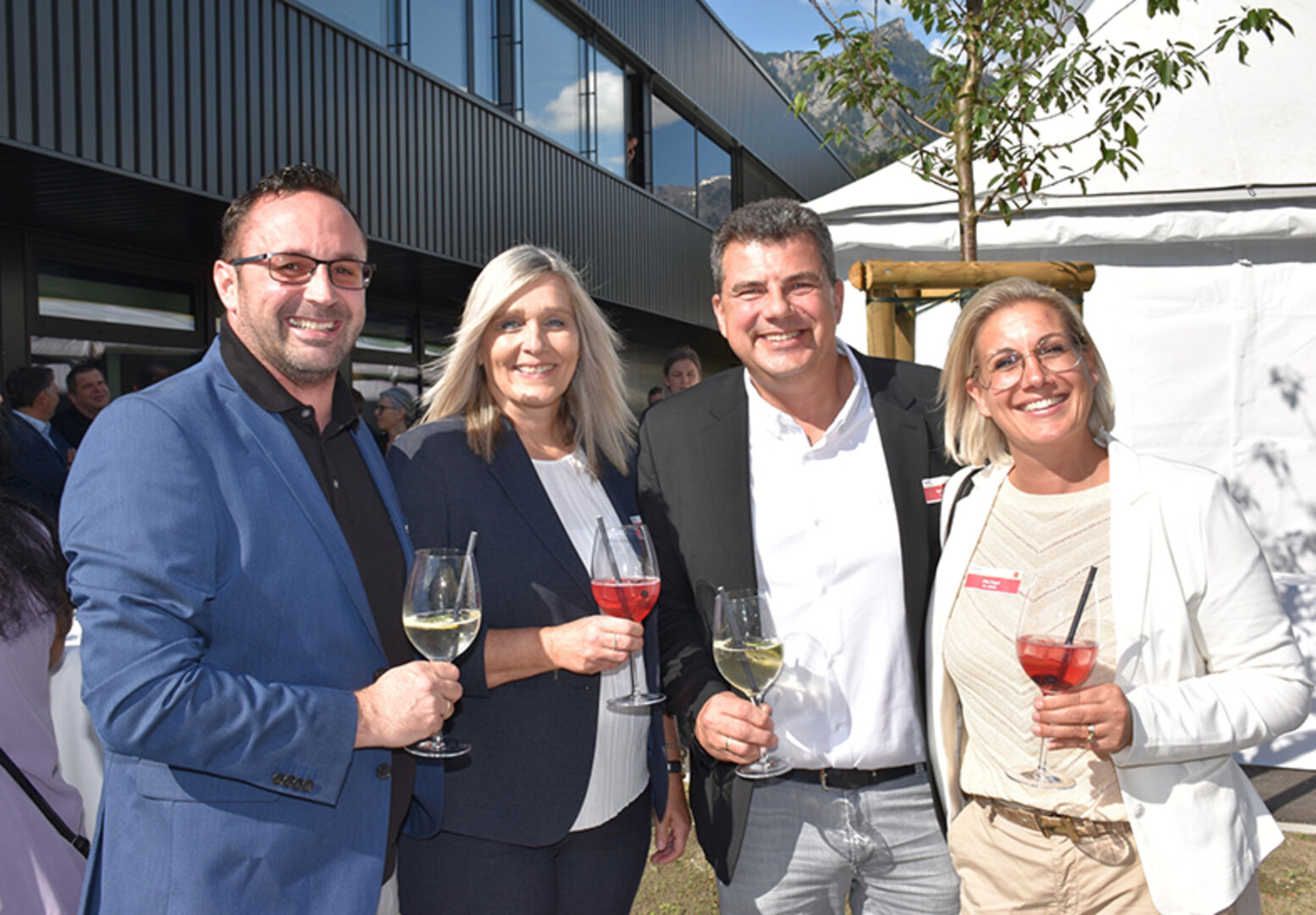 Gratulierten zum 10.500 m2 großen Standort: Von Engel Installationen Dornbirn Andreas Quantschig, Cornelia Fleisch, Markus und Elke Engel