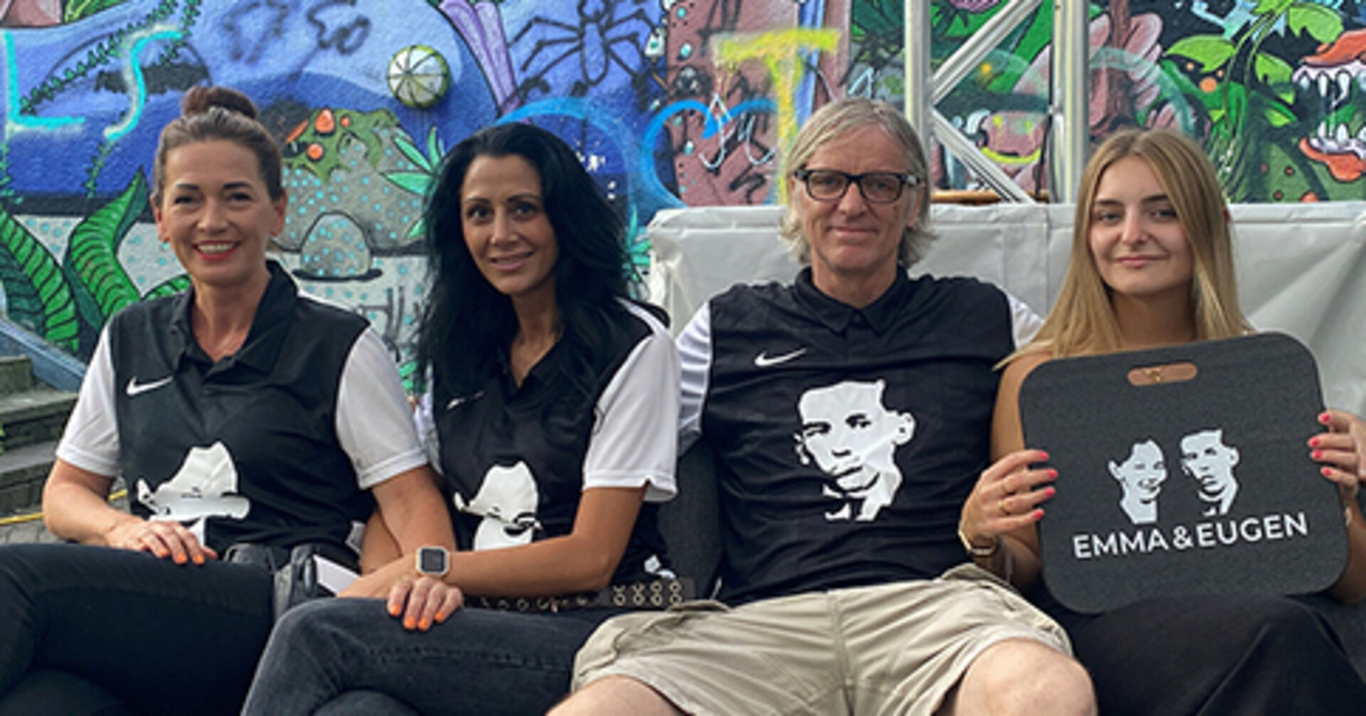 Martina Salzgeber, Fadine Zefar, Wolfgang und Hannah Preuß (alle Emma &amp; Eugen Team) (v. li.)