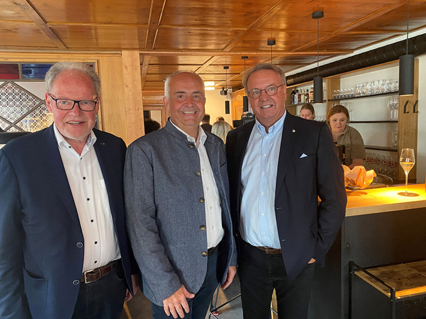 Alt-Bgm. Werner Huber, Bgm. Manfred Böhmwalder und Hermann Metzler (ZM3)