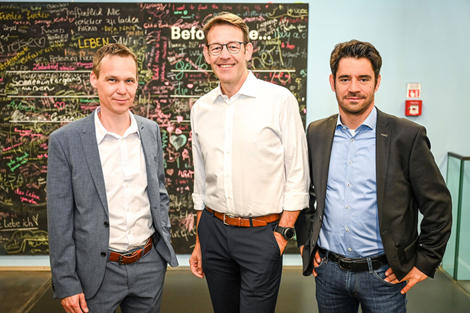 Simon Ruff (Hypo Vorarlberg), GF Manfred Bauer (Tschabrun) und GF Gerhard Dreher (ZM3) (v. li.)