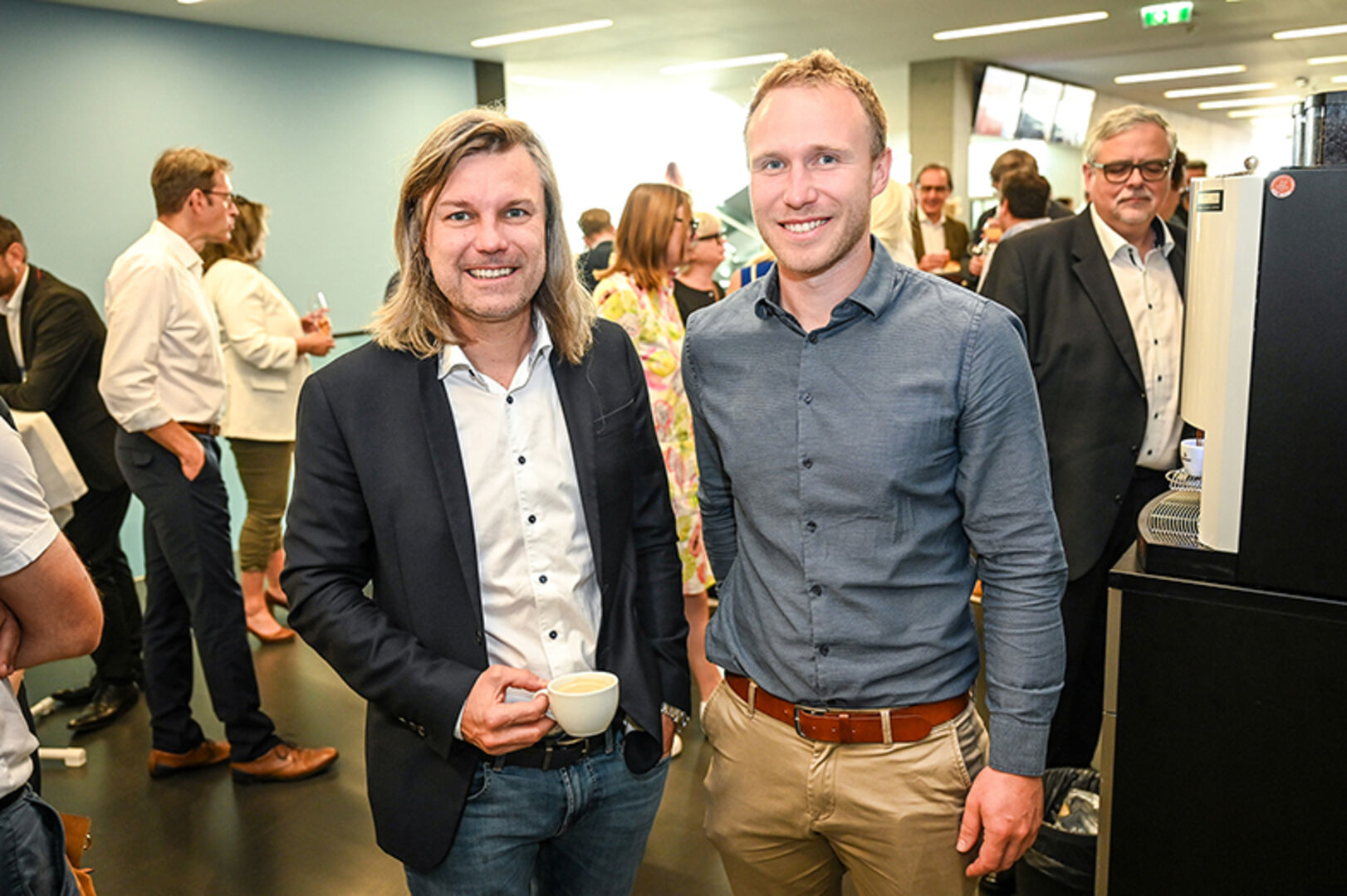 Bianca Huemer &amp; Edgar Fröwis (beide  Institut Dr. Huemer), Barbara Erath-Hutle (Innenarchitektur/Tischlerei) (v. li.)