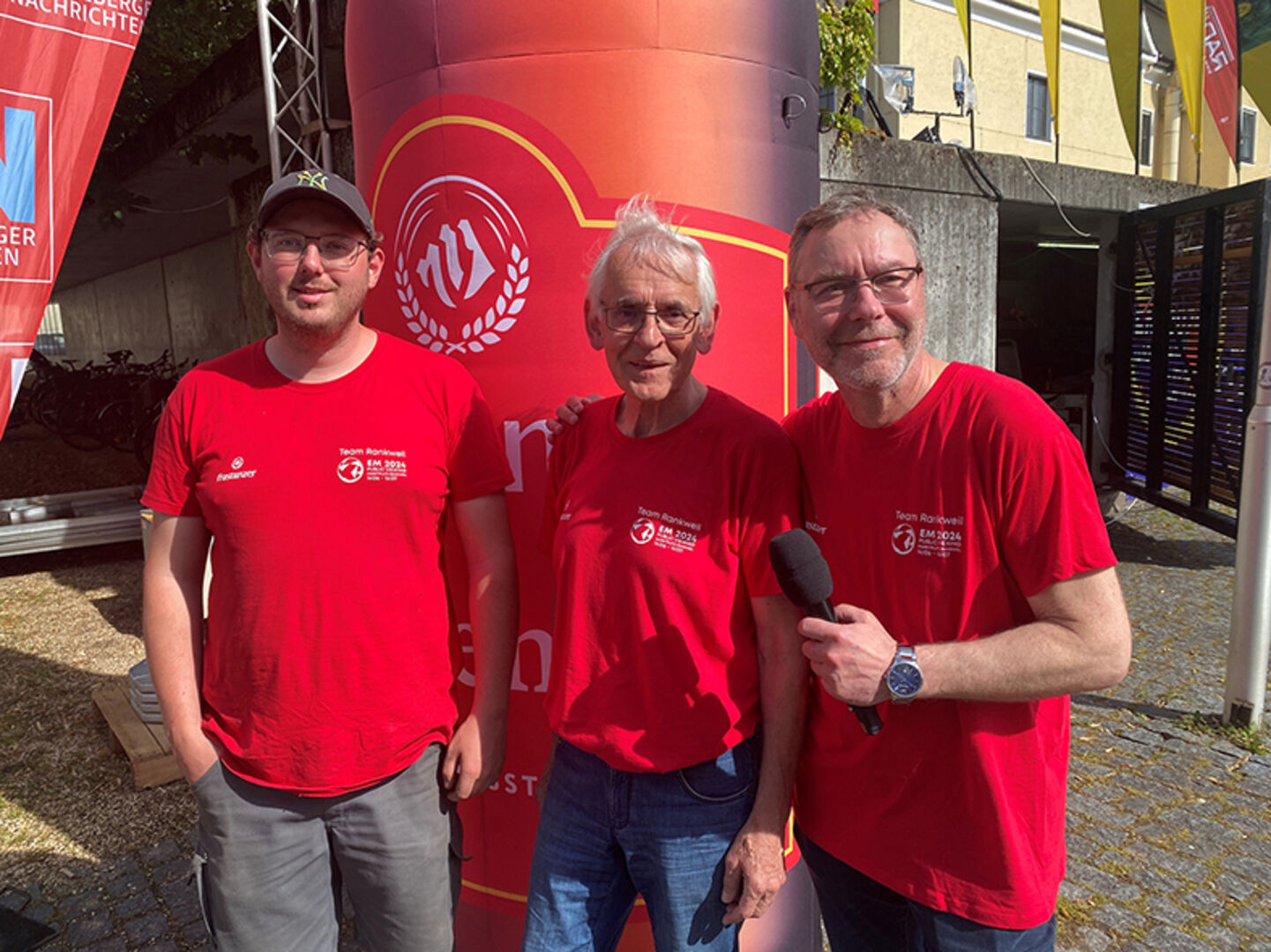 Marcel Muther (Bildchef), Quadro Ernst (Tonchef) &amp; Moderator Norbert Walker