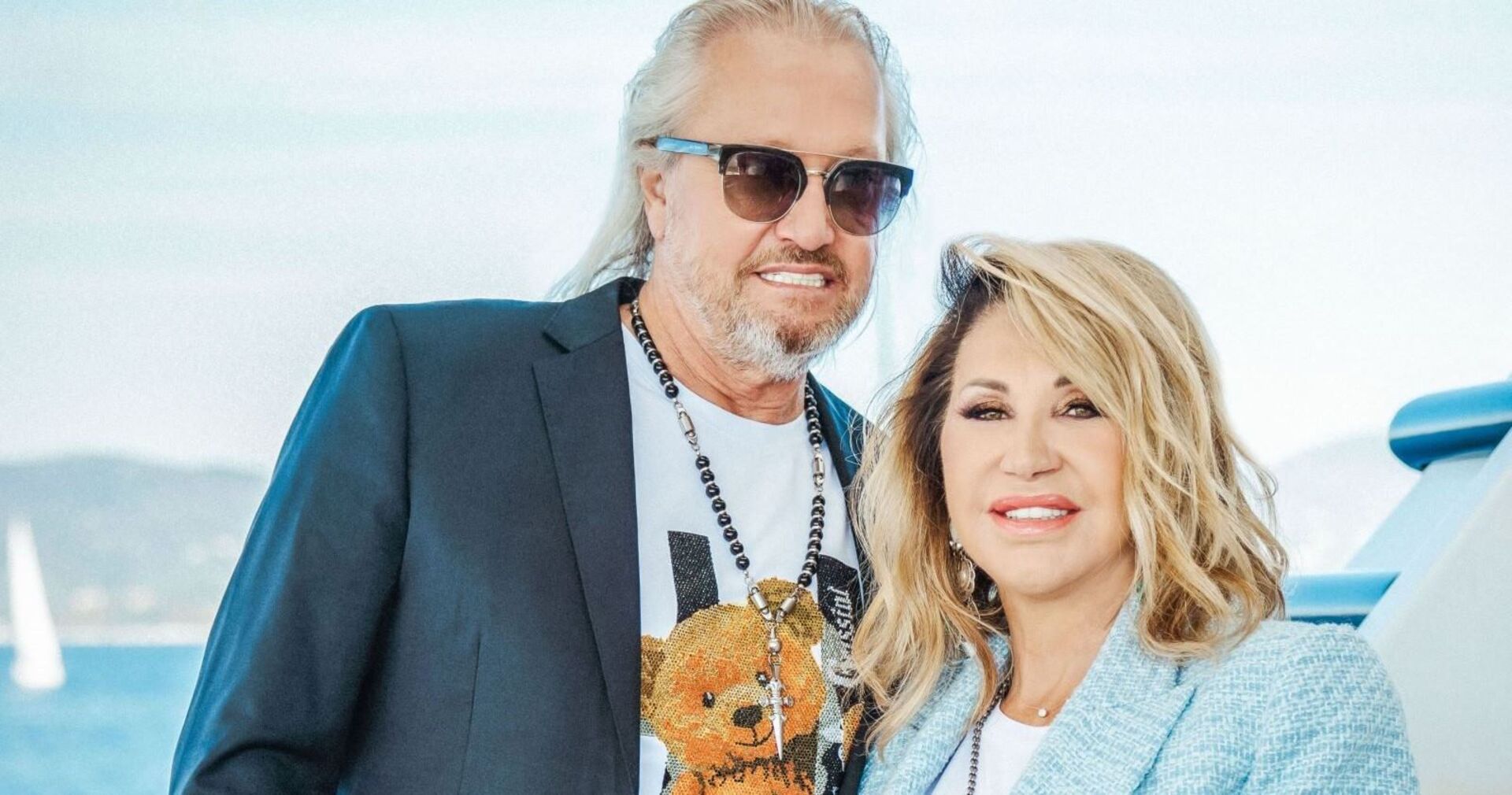 Carmen und Robert Geiss auf einer Yacht.