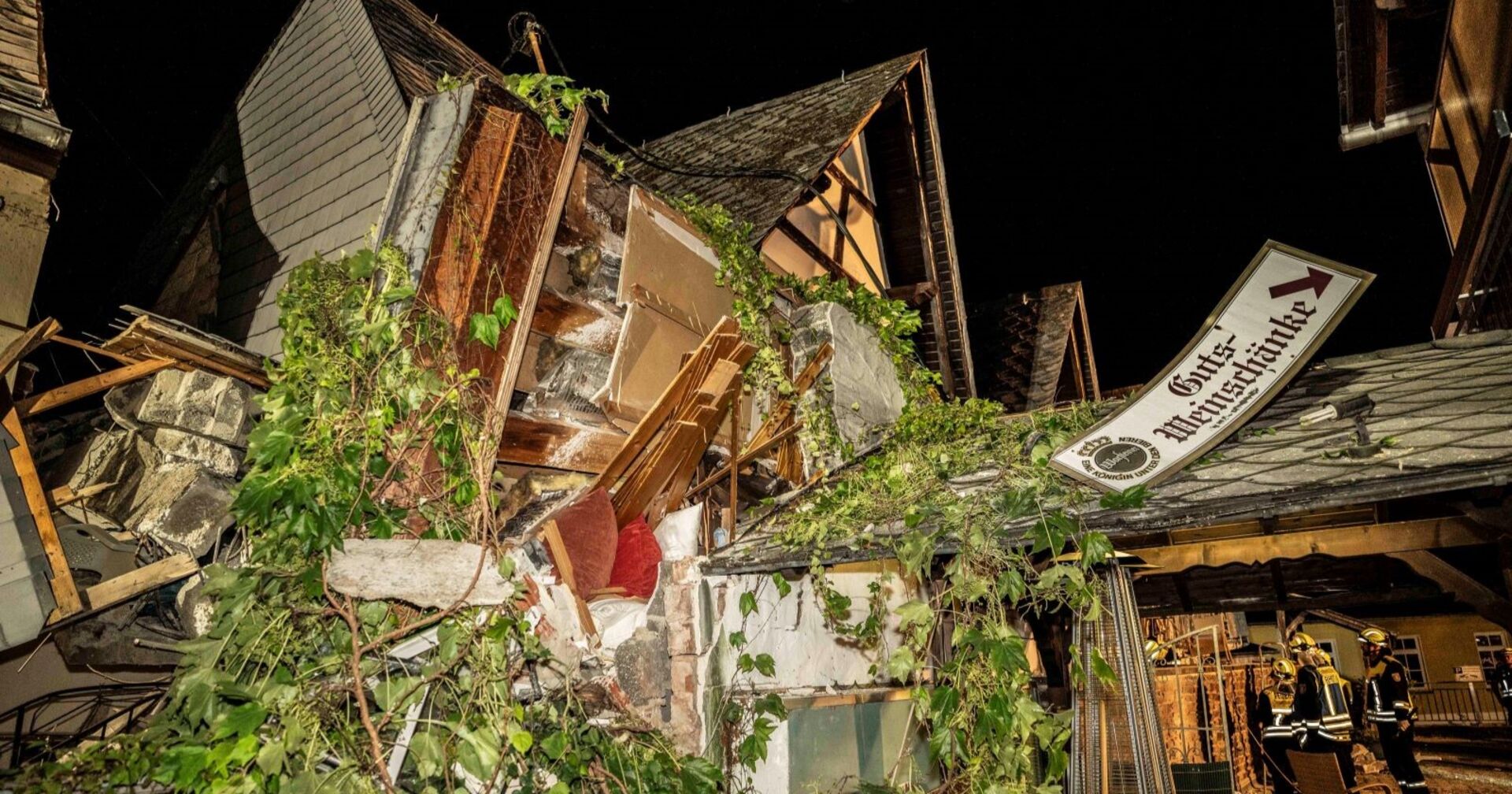 Das Hotel ist teilweise eingsetürzt