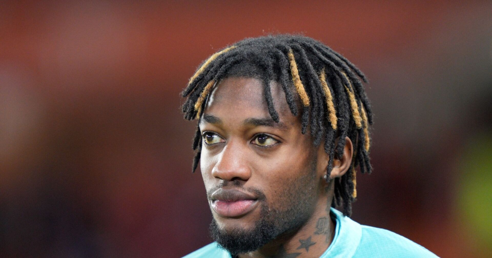 Muhammed Cham in Trainingsweste des österreichischen Nationalteams