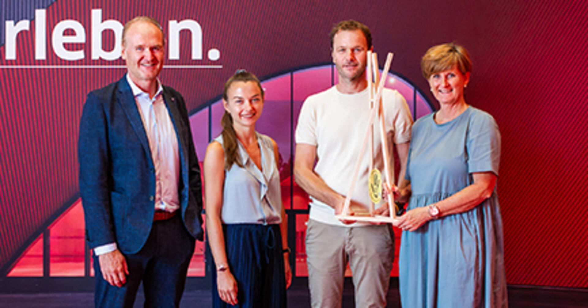 Bgm. Guido Flatz (Obmann Regio Bregenzerwald), Projektleiterin Marion Schneider, Johannes Batlogg (Obmann Handwerkverein Bezau) und Messe GF Sabine Tichy-Treimel (v.li.)