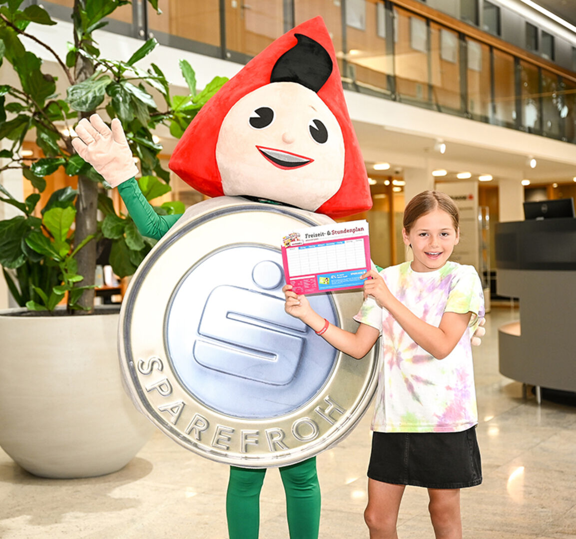 Und der Sparefroh sorgt dafür, dass auch die Finanzen passen.