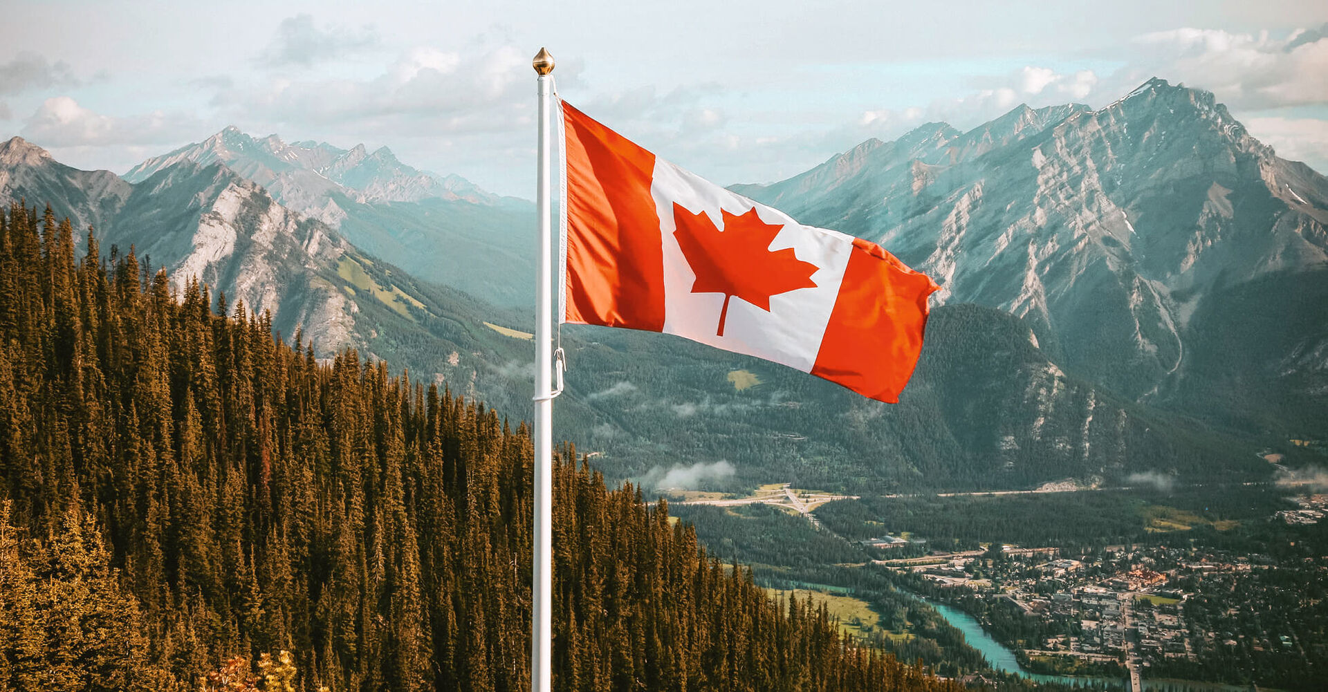 Kanada weist die besten Leistungen von Kindern mit Migrationshintergrund auf. Das integrative Schulsystem setzt auf leistungsorientierte Gesamtschulen und Ganztagsstrukturen.