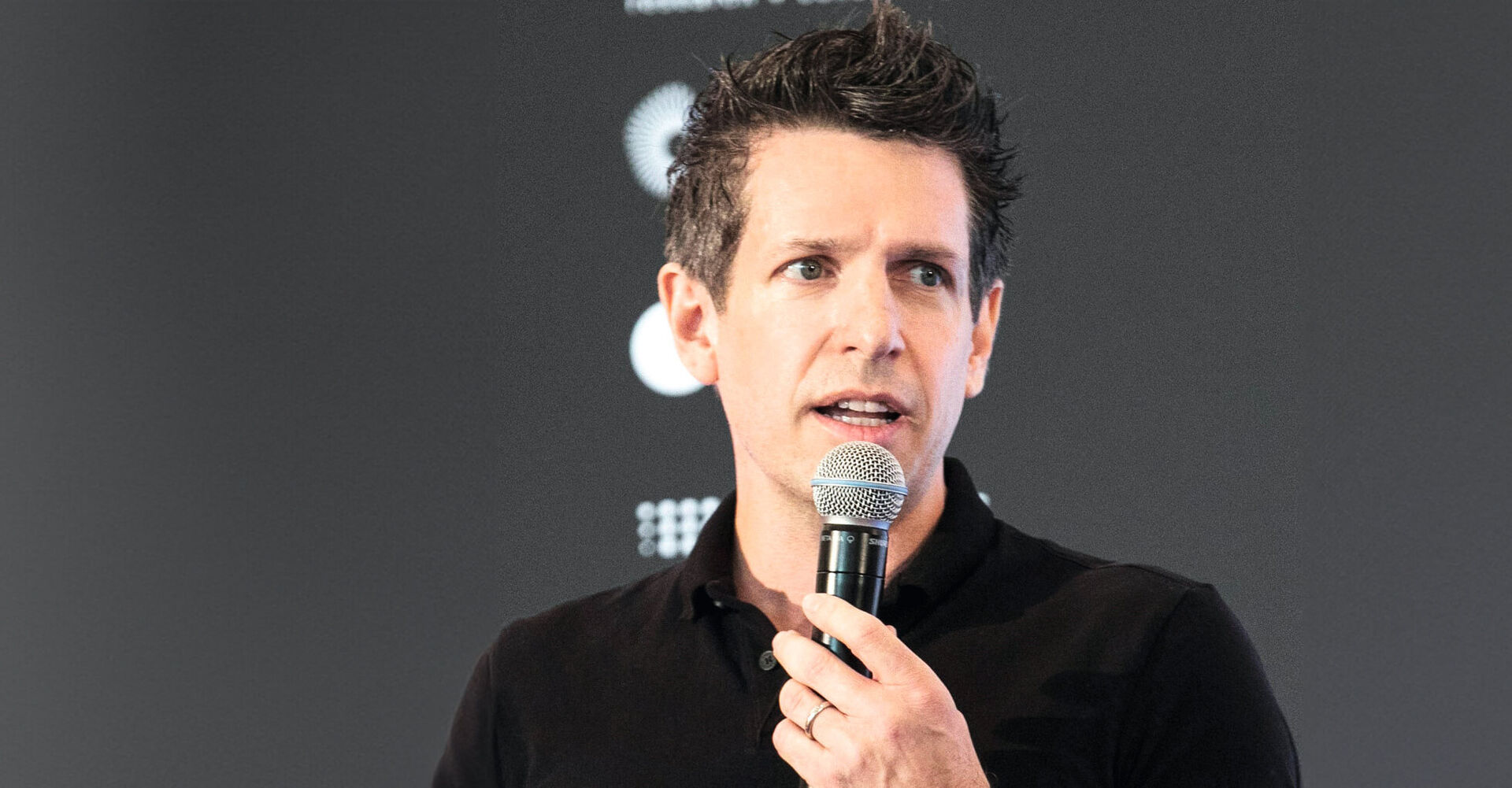 Laut Martin Andree geht eine große Gefahr für Demokratie und Wirtschaft von der digitalen Monopolisierung durch US-Konzerne aus.