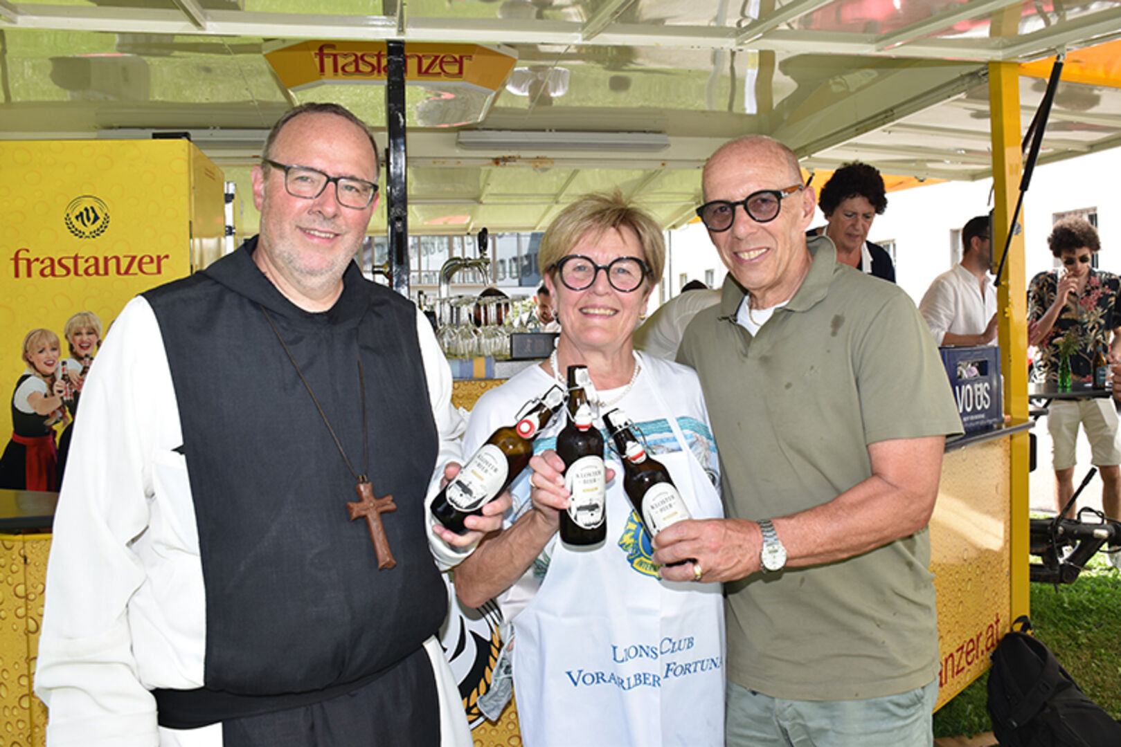 Abt Vinzenz Wohlwend vom Kloster Mehrerau, Lions Club Vorarlberg Fortuna Präsidentin Marie-Luise Dietrich und Bregenz Stadtrat Michael Rauth