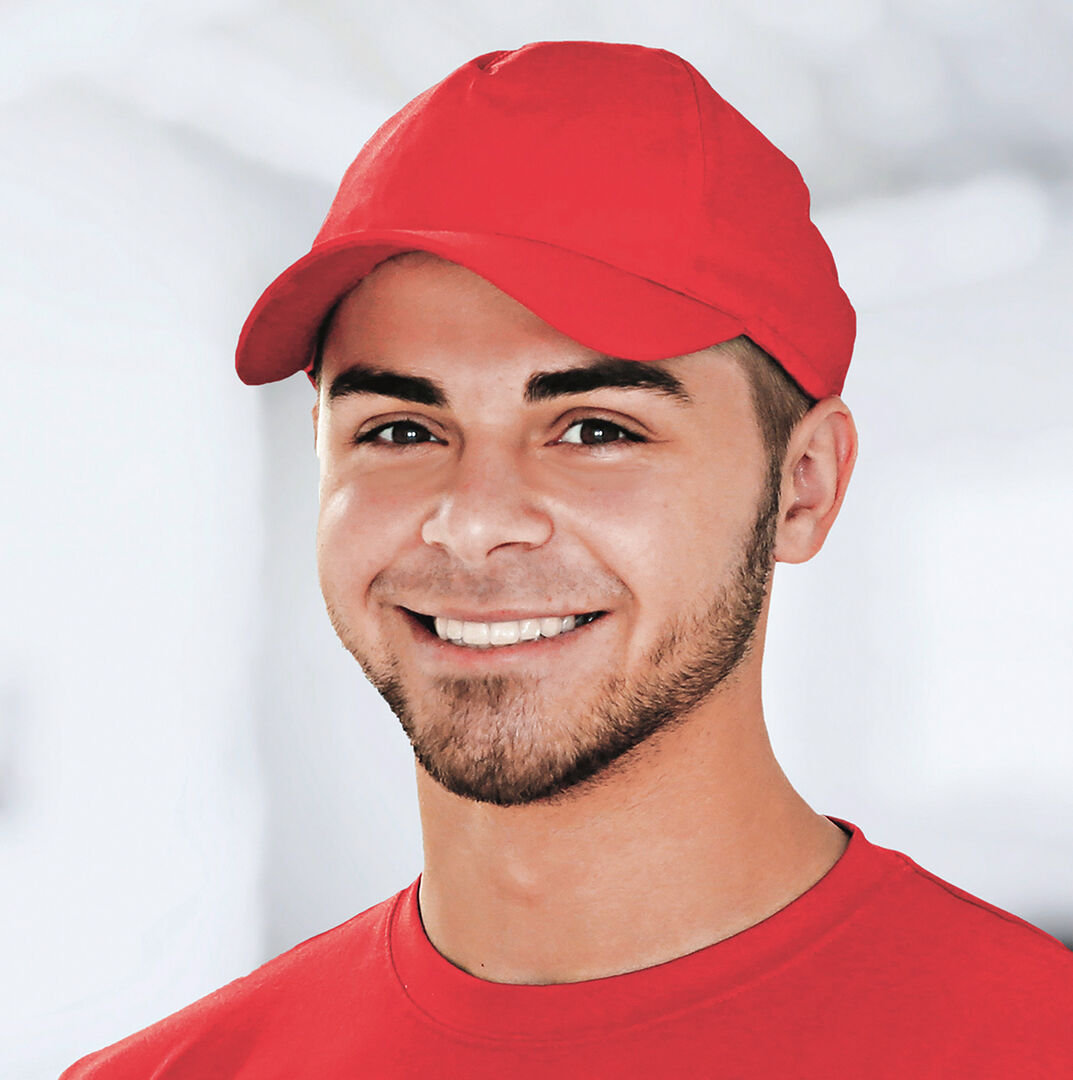 Junge mit roter Kappe | Credit: Sozialministeriumservice