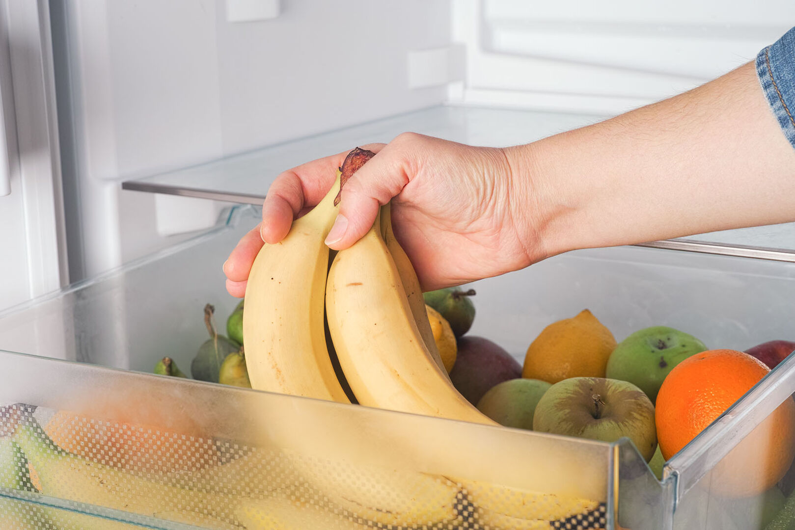 Bananen im Kühlschrank | Credit: iStock.com/Professor25