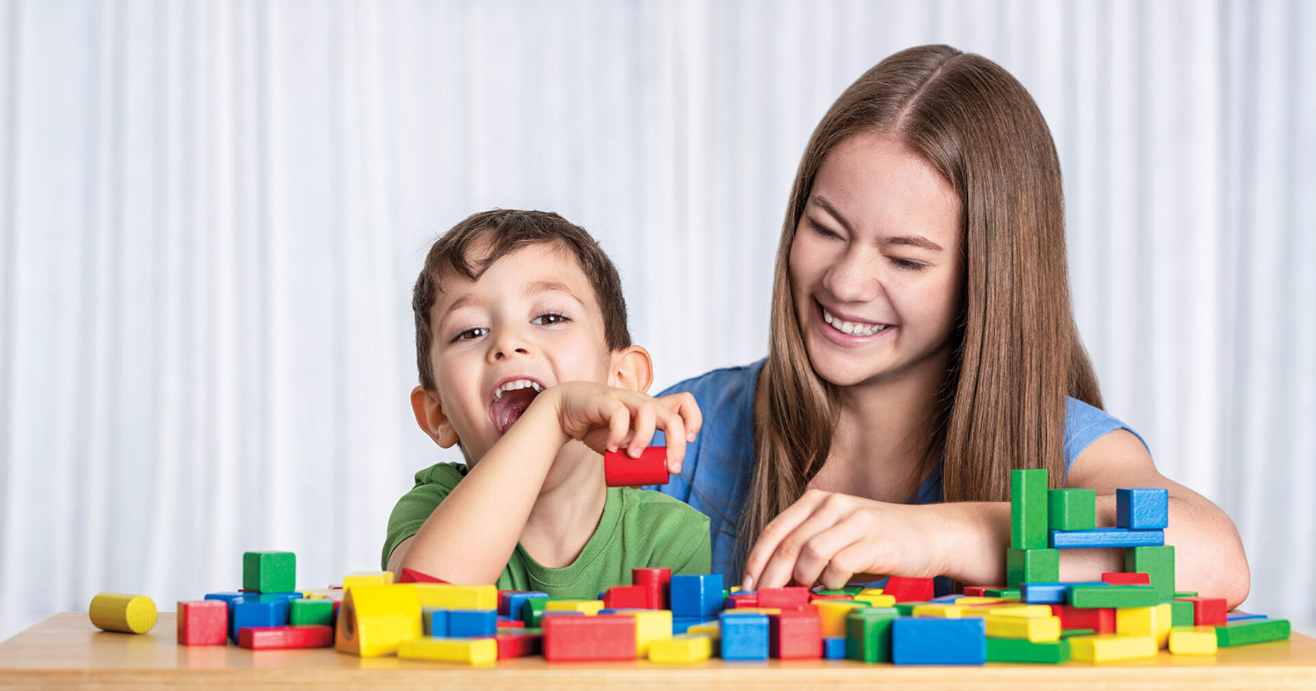 Kindergärtnerin mit Kind | Credit: BAfEP des Schulvereins  der Kreuzschwestern