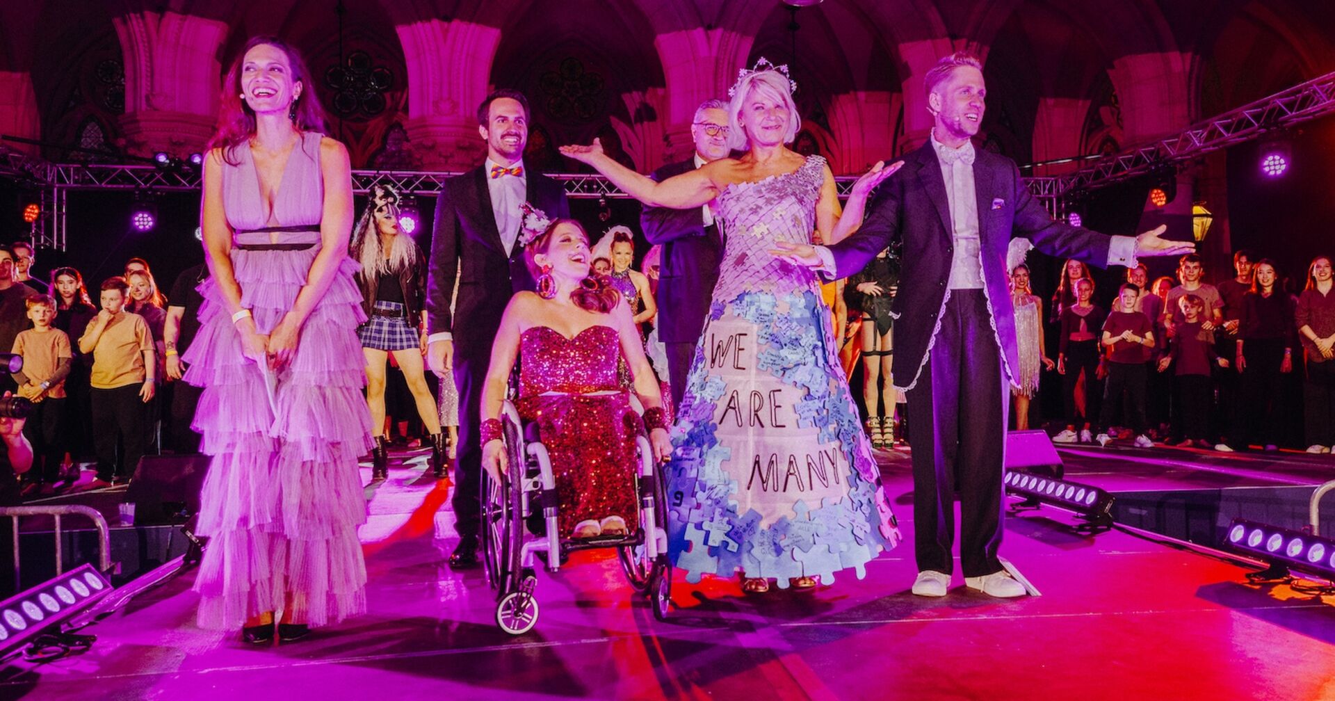 Diversity Ball-Organisatoren und Politiker im Rampenlicht