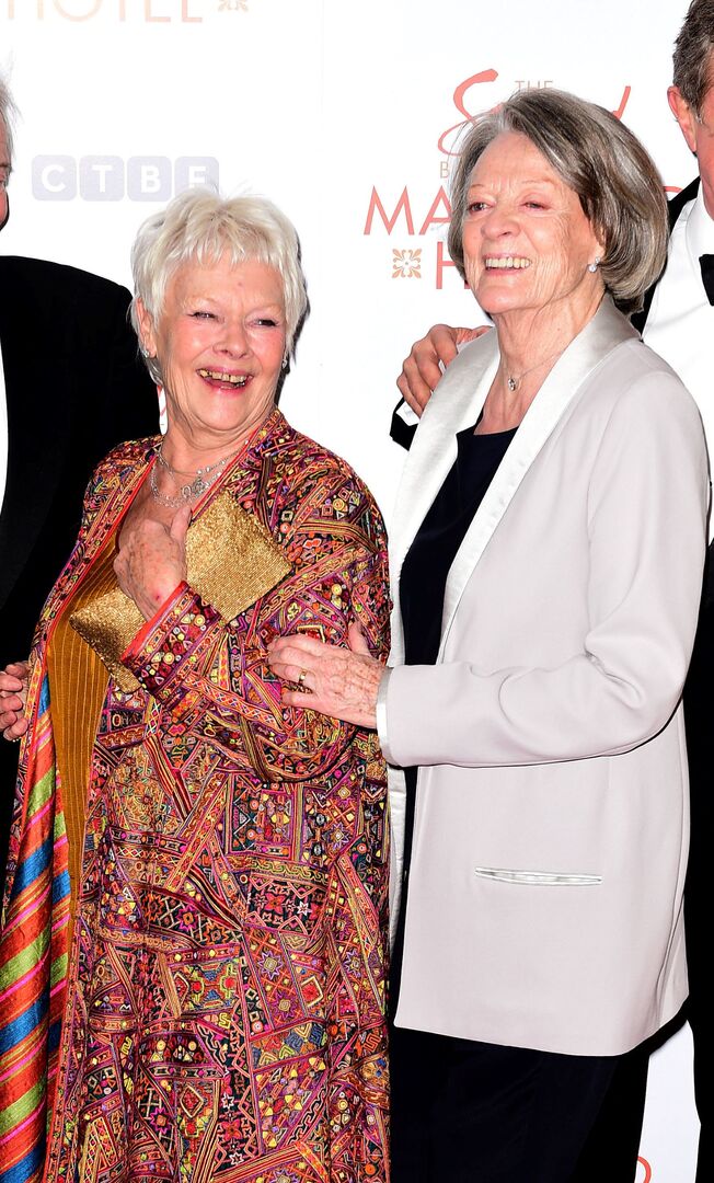 Maggie Smith und Judi Dench bei einer Veranstaltung.