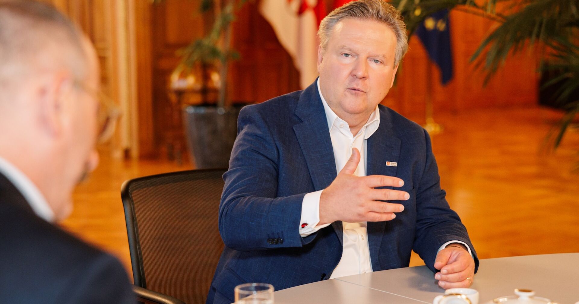 Wiens Bürgermeister am Schreibtisch