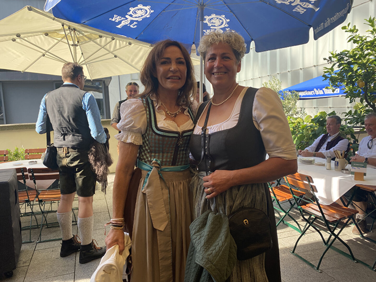 Magdalena Nägele (FL) und Carmen Vonach (Lustenau)