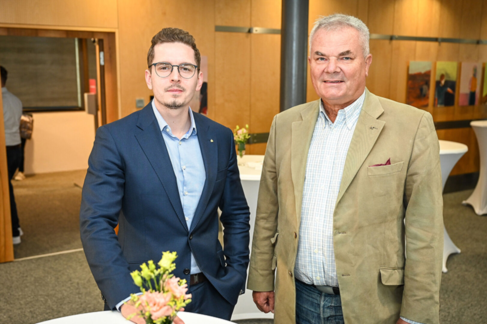 Tobias Schwendinger (Sparkasse) und Christian Wohlmuth (Höchst) (v. li.)