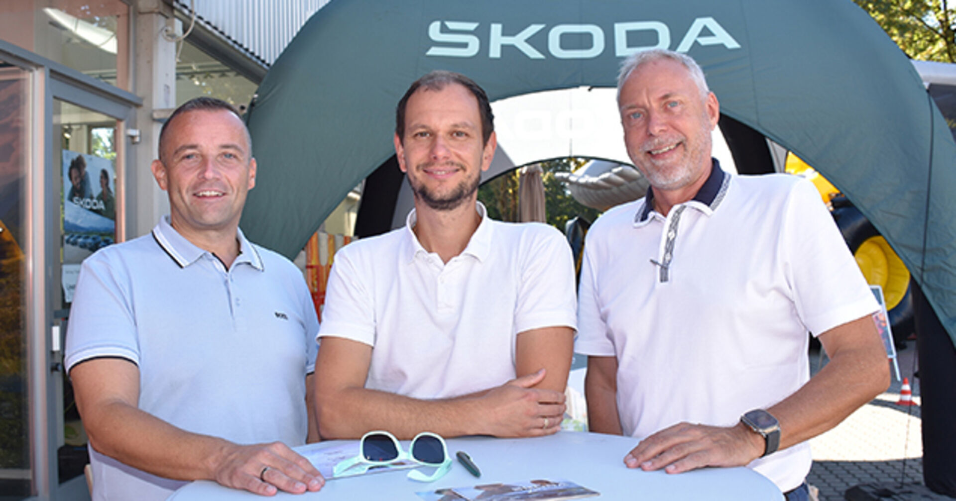 Vom Autohaus Rudi Lins Bregenz: Thomas Hillek (Markenleitung Skoda), Philipp Sagmeister (Audi), Alexander Troisler (GF Autohaus Rudi Lins, Bregenz)