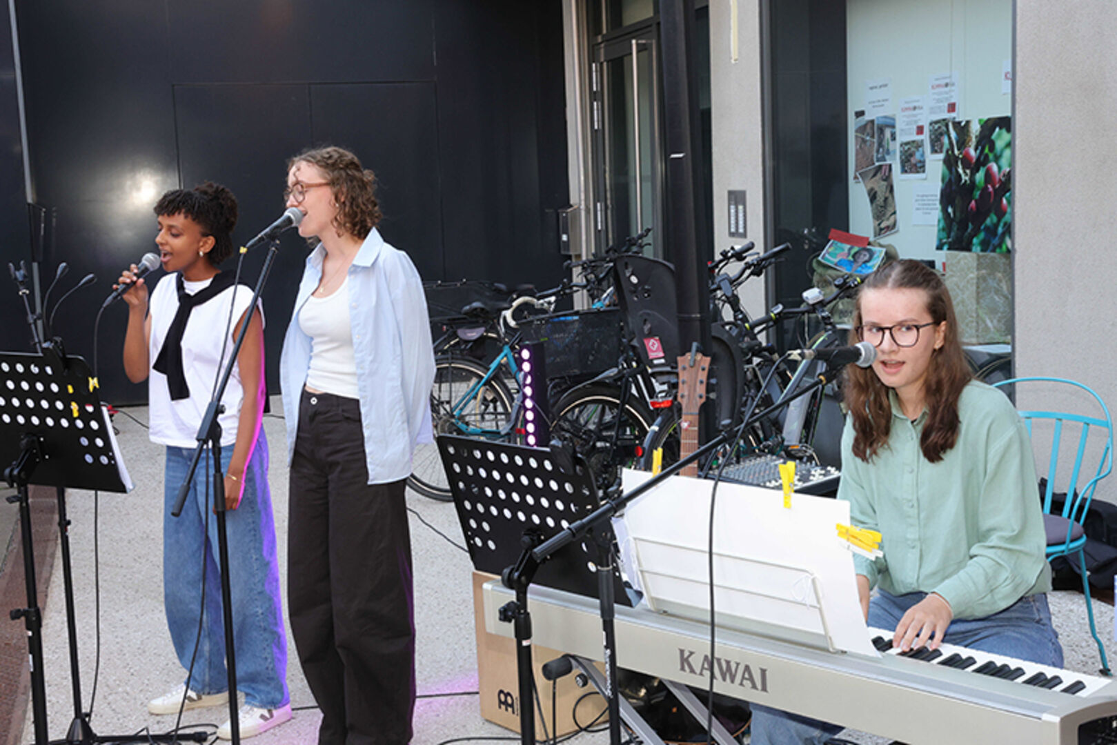 ... oder Musikschüler des BORG Götzis, die gleich an mehreren Standorten auftraten.