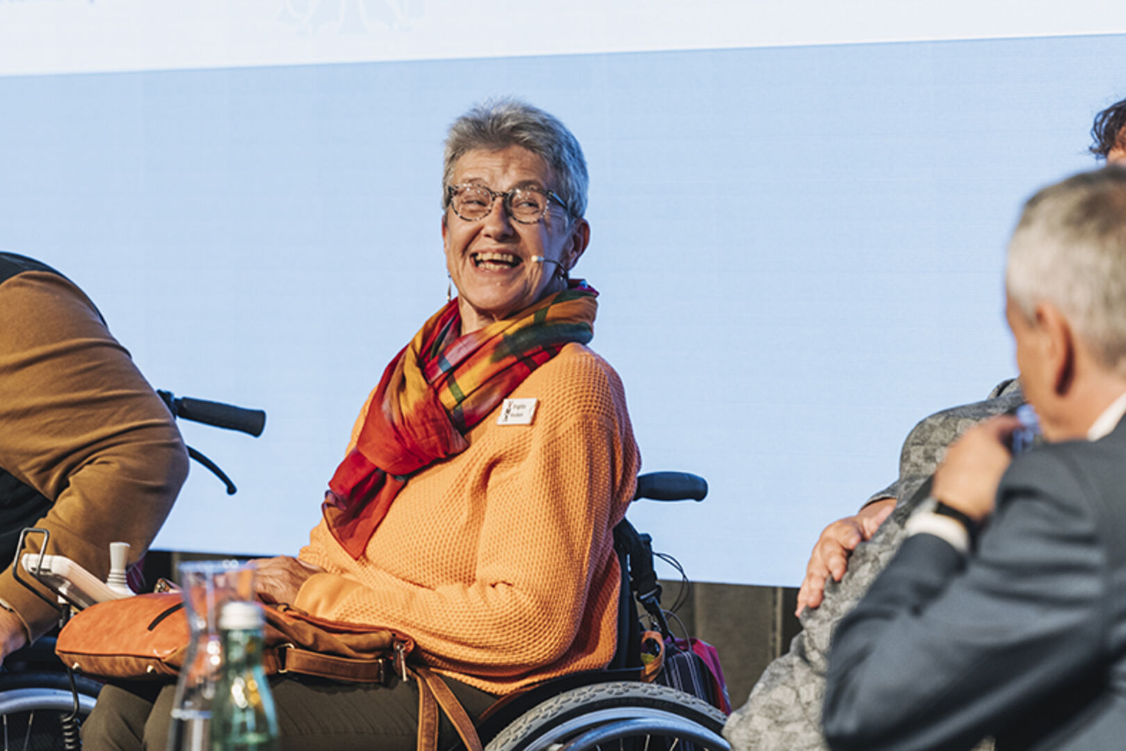 Am Podium diskutierten Mitglieder des VMA (im Bild: Brigitta Keckeis) und des Unabhängigen Monitoringausschusses mit Markus Schefer.