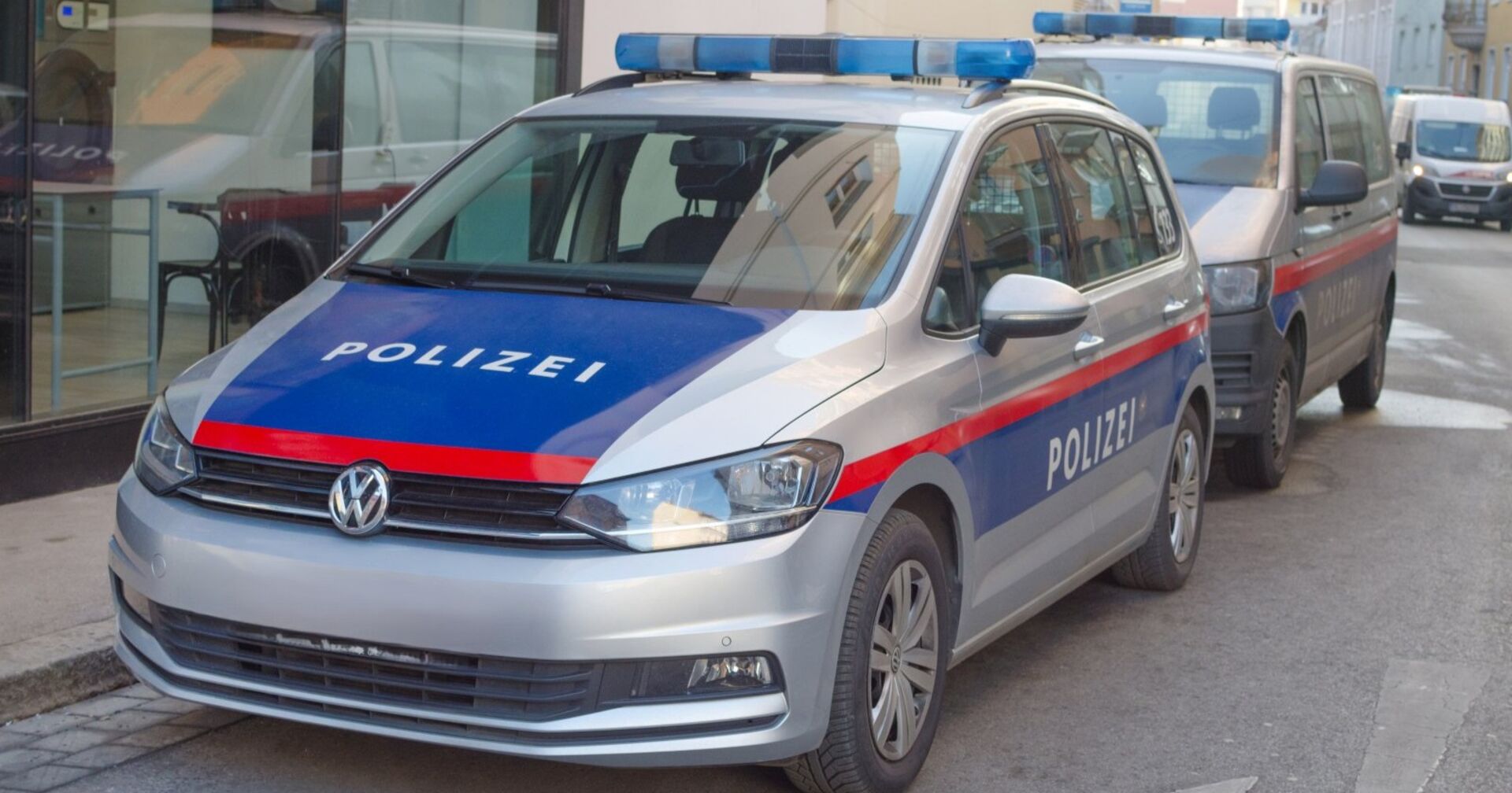 Polizeiwägen auf der Straße