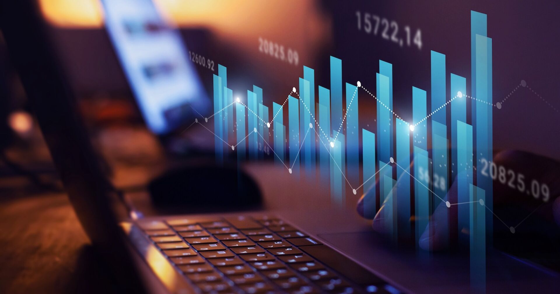 Grafische Darstellung und eine Laptop.