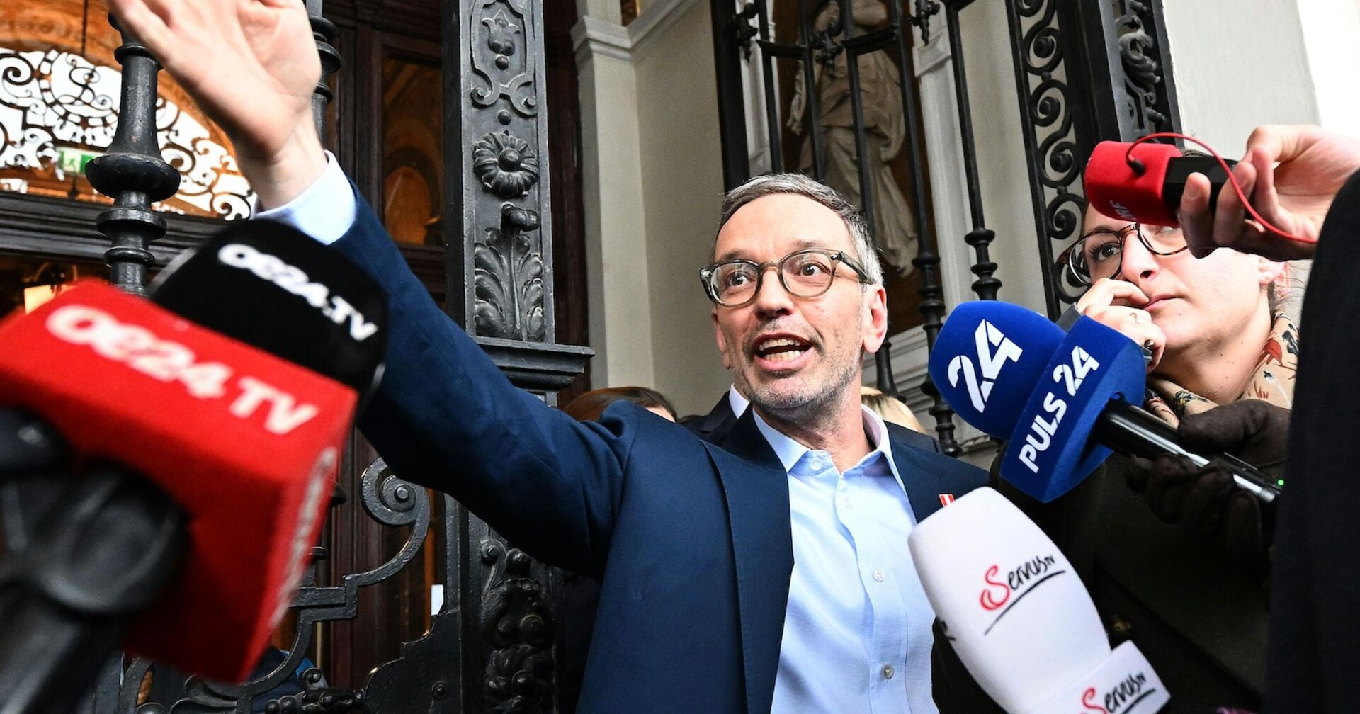 Herbert Kickl tritt erstmals nach der Wahl wieder vor die Medien