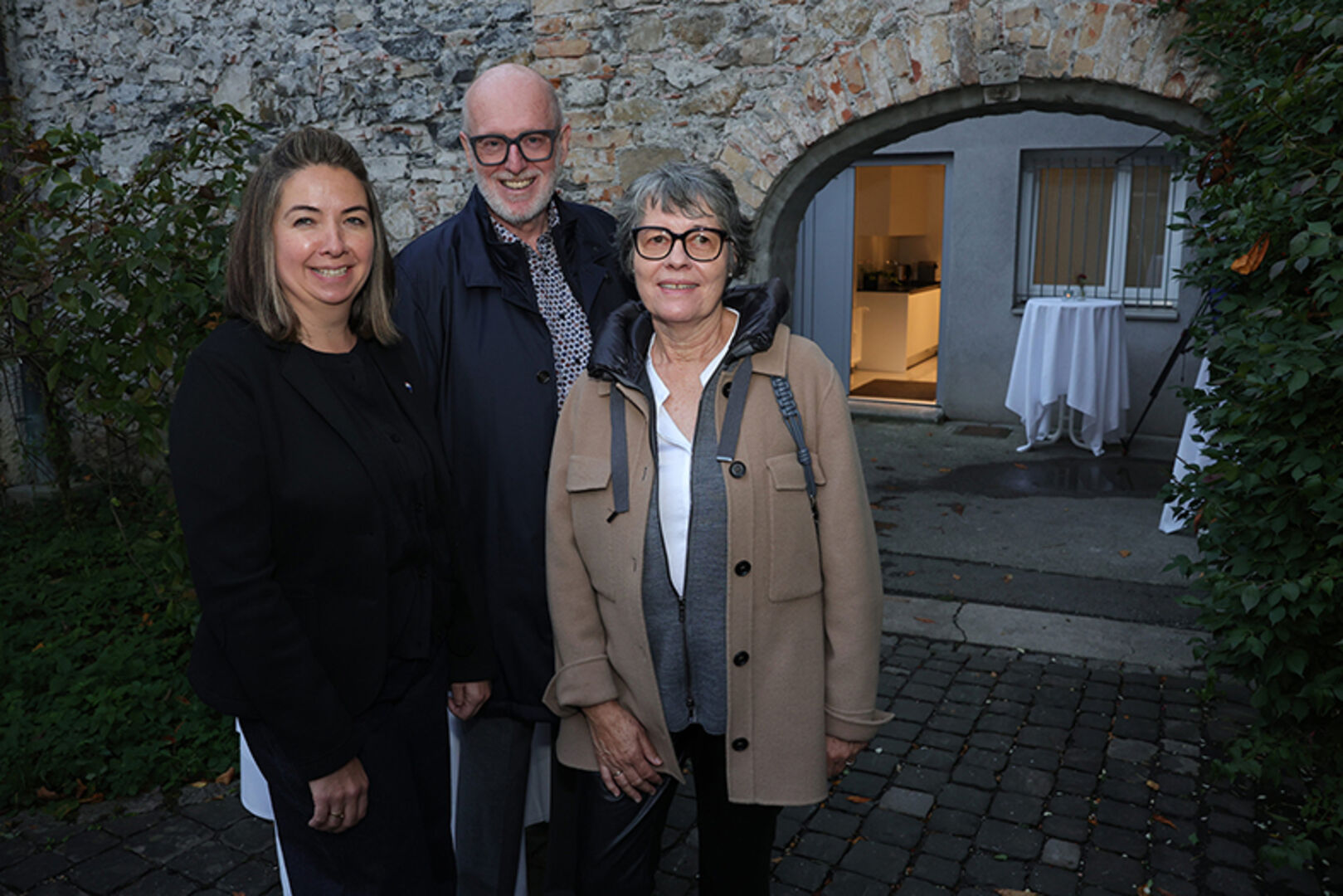 Sonja Baldauf-Mennel, Gerhard und Erika Seitz (v. li.)